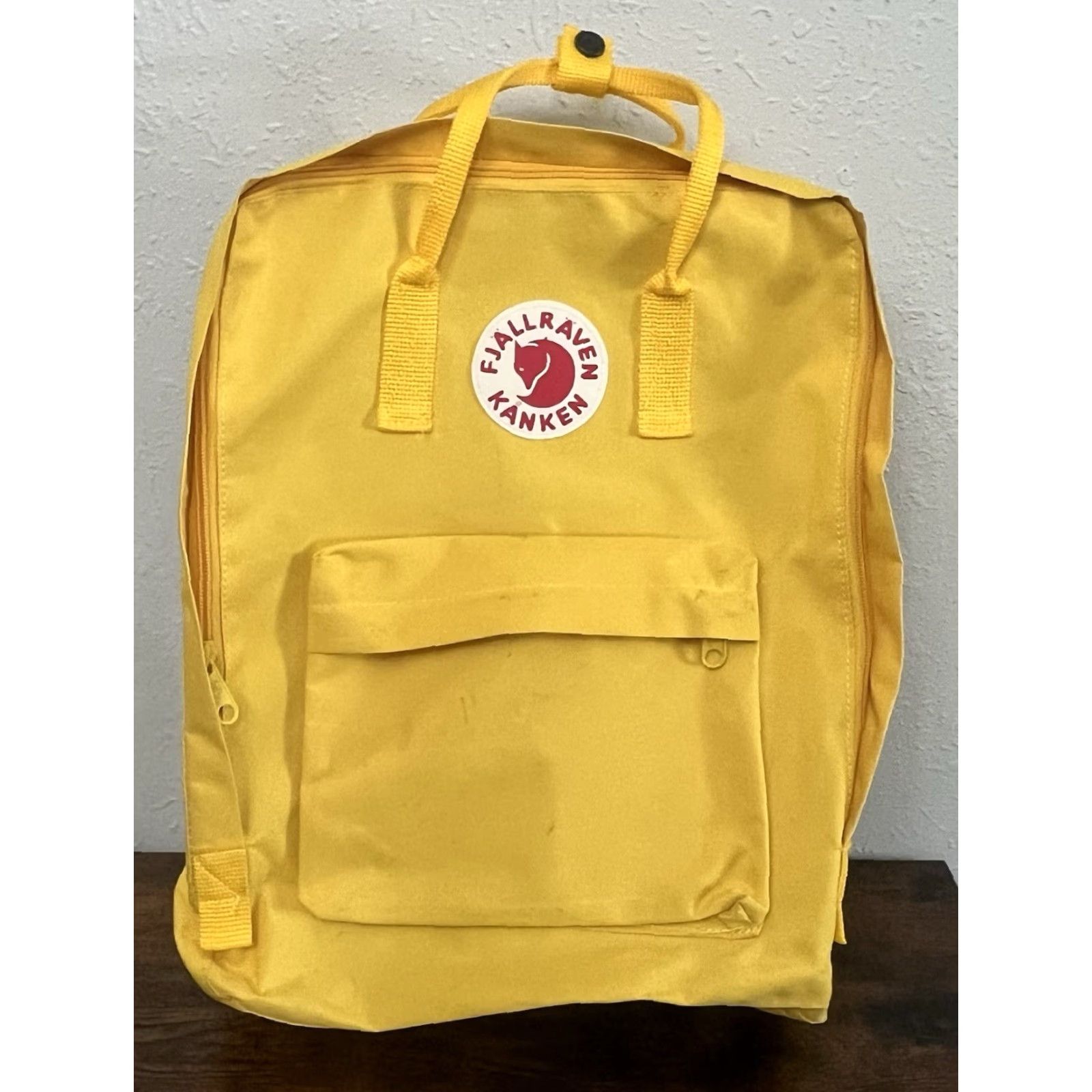 Vintage VINTAGE Fjällräven Kanken Classic Backpack Sweden Canvas Yellow 16x12x4.25 Unisex Adults Outdoor Daypack Size ONE SIZE - 2 Thumbnail