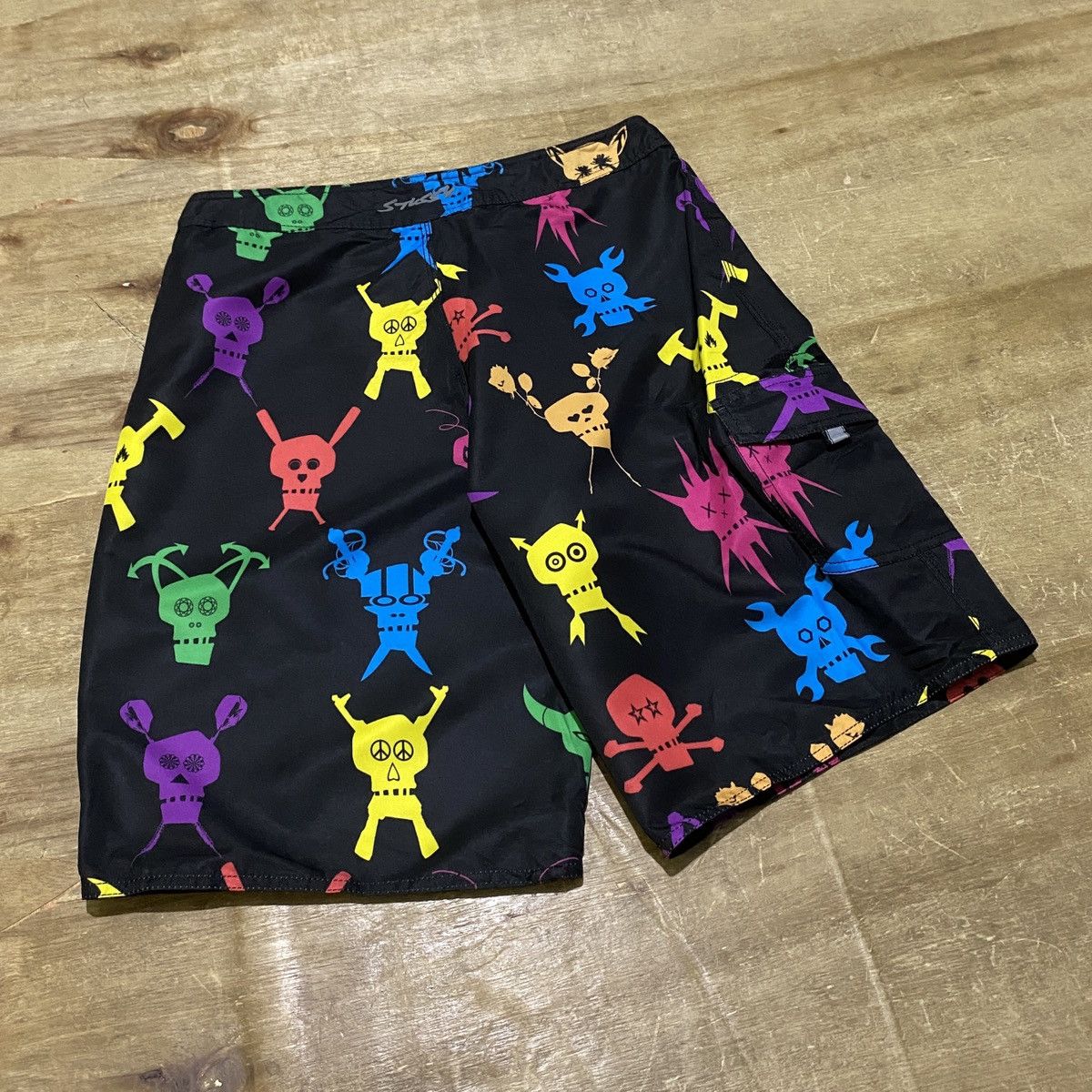 Futura × Stussy Stussy x futura colorfull skull boardshorts Size US 32 / EU 48 - 3 Thumbnail