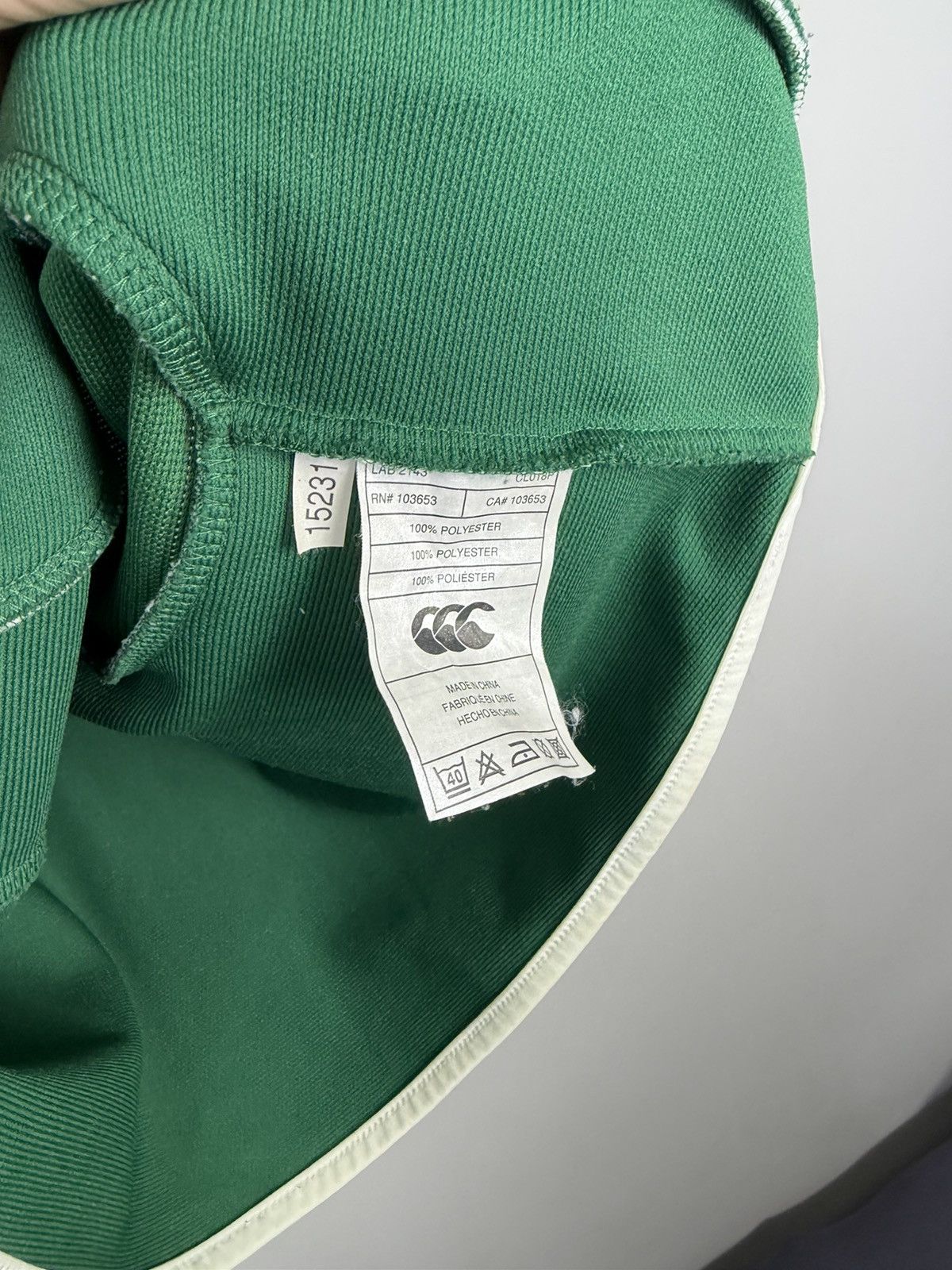 Canterbury of New Zealand Jersey Canterbury Ireland 2007 Irish Rugny Union Vintage Size US M / EU 48-50 / 2 - 3 Thumbnail