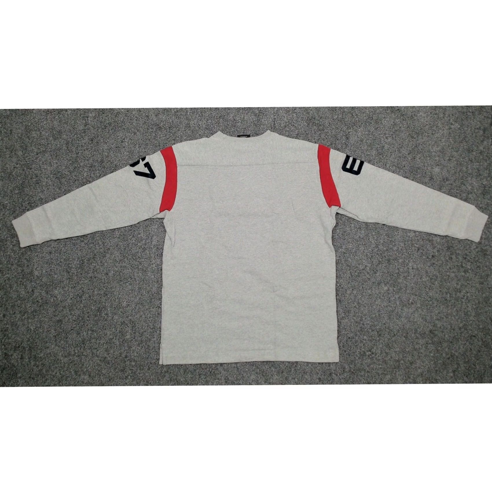 Ralph Lauren VINTAGE Polo Jeans Co. by Ralph Lauren 67 Thermal Sweater Mens XL Gray Y2K 90s Patch Logo Elbow Patch Crew Neck Long Sleeve Knit Size US XL / EU 56 / 4 - 5 Thumbnail