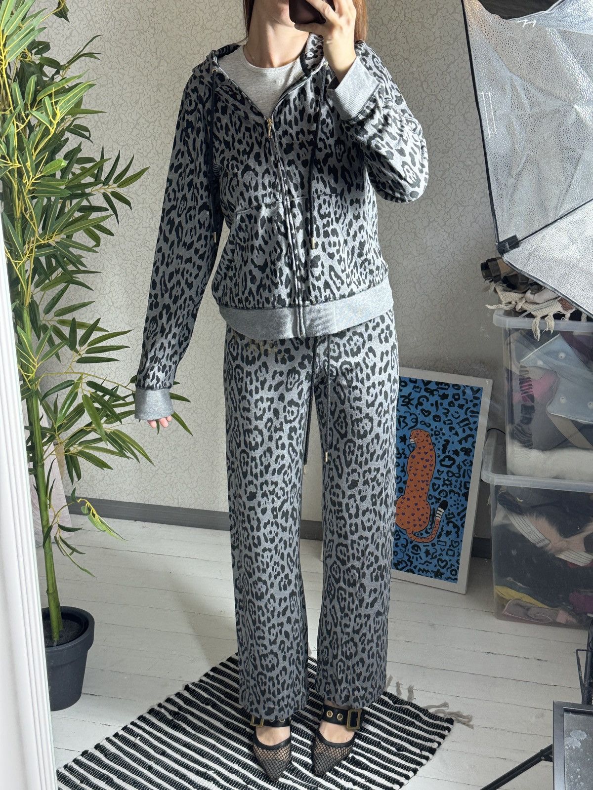 Juicy Couture JUICY COUTURE LEOPARD PRINT HOODIE&PANTS SET TRACKSUIT Size XL / US 12-14 / IT 48-50 - 18 Thumbnail