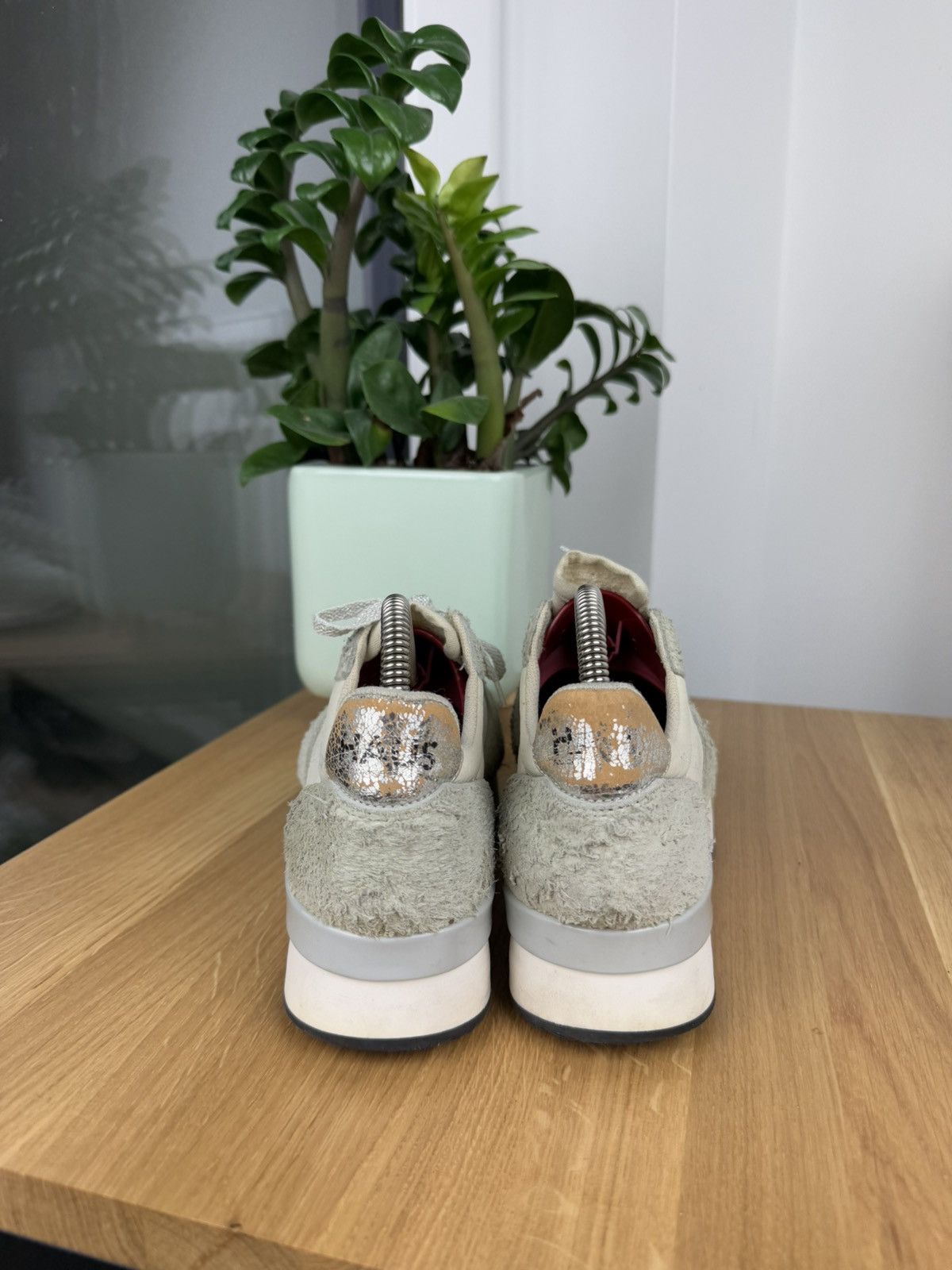 Golden Goose HAUS Golden Goose Deluxe Brand Size US 5.5 / EU 38 - 8 Thumbnail