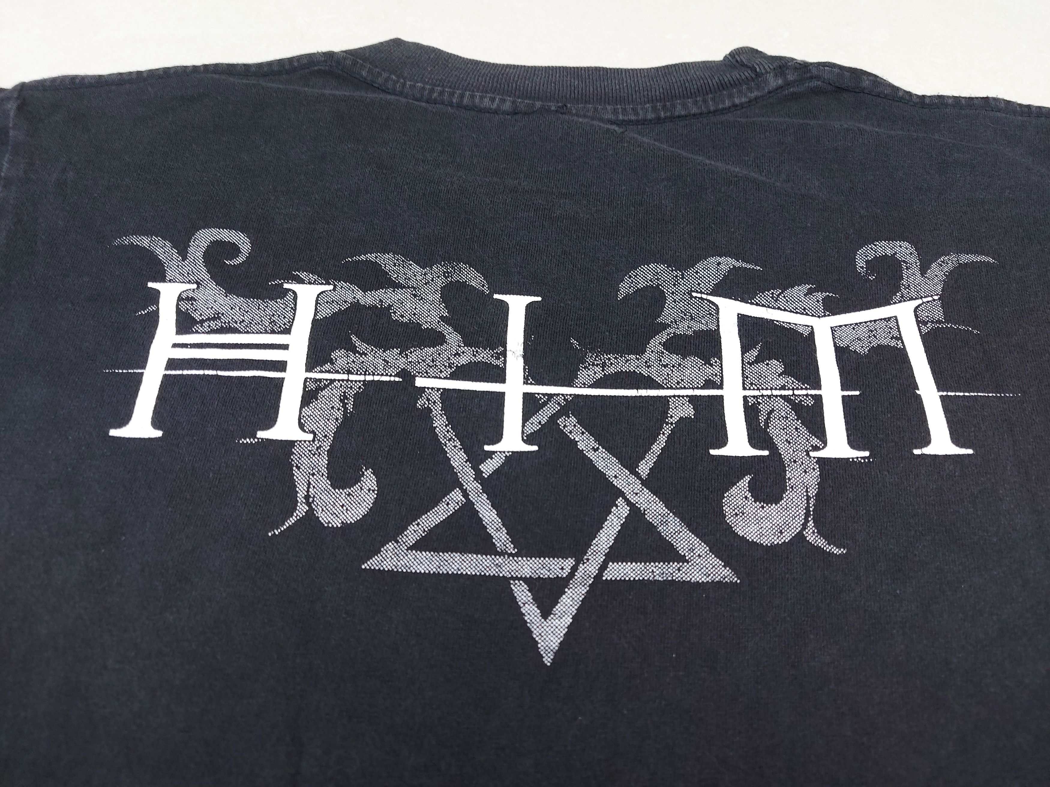 Band Tees × Vintage VTG 2001 HIM Band Deep Shadows and Brilliant Highlights TEE Size US S / EU 44-46 / 1 - 5 Thumbnail
