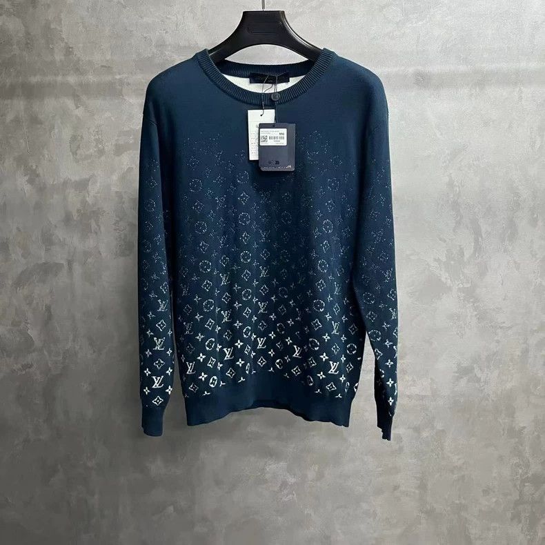 Louis Vuitton Louis Vuitton Blue logo letter jacquard gradient crew neck Size US M / EU 48-50 / 2 - 1 Thumbnail