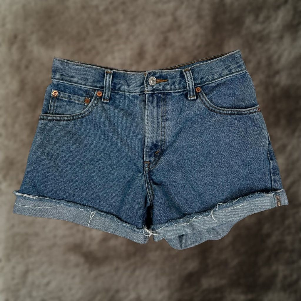 Levi's VTG Levi's 550 Denim Shorts Women’s 6 Blue Relaxed Bermuda Cutoff Cuffed Y2K Denim Shorts Size 28" / US 6 / IT 42 - 1 Thumbnail