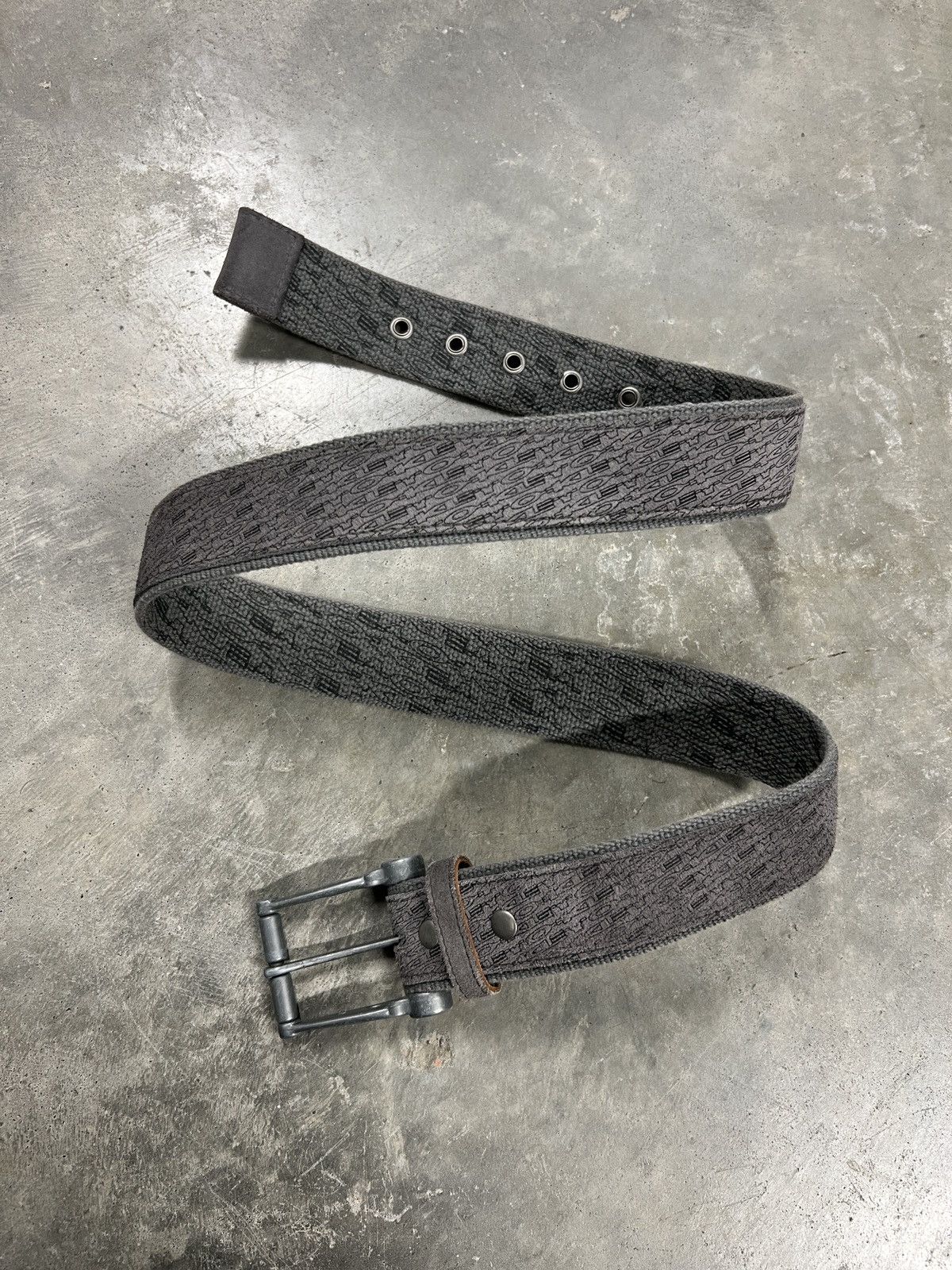 RARE Oakley Belt 90S Archive Y2K Cowhide Studded Excellent