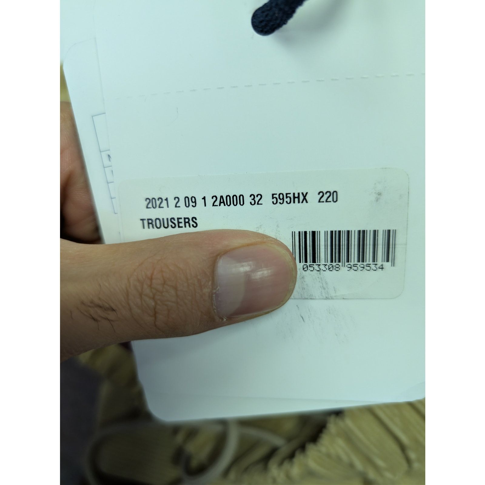Moncler o1rshd1 Trousers Sweatpants in Beige Size US 32 / EU 48 - 23 Thumbnail