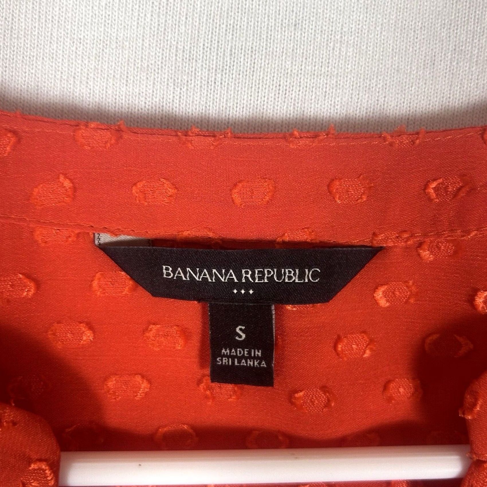 Banana Republic Banana Republic Shirt Womens Small Long Sleeve Button Up Orange Sheer V-Neck Size S / US 4 / IT 40 - 3 Thumbnail