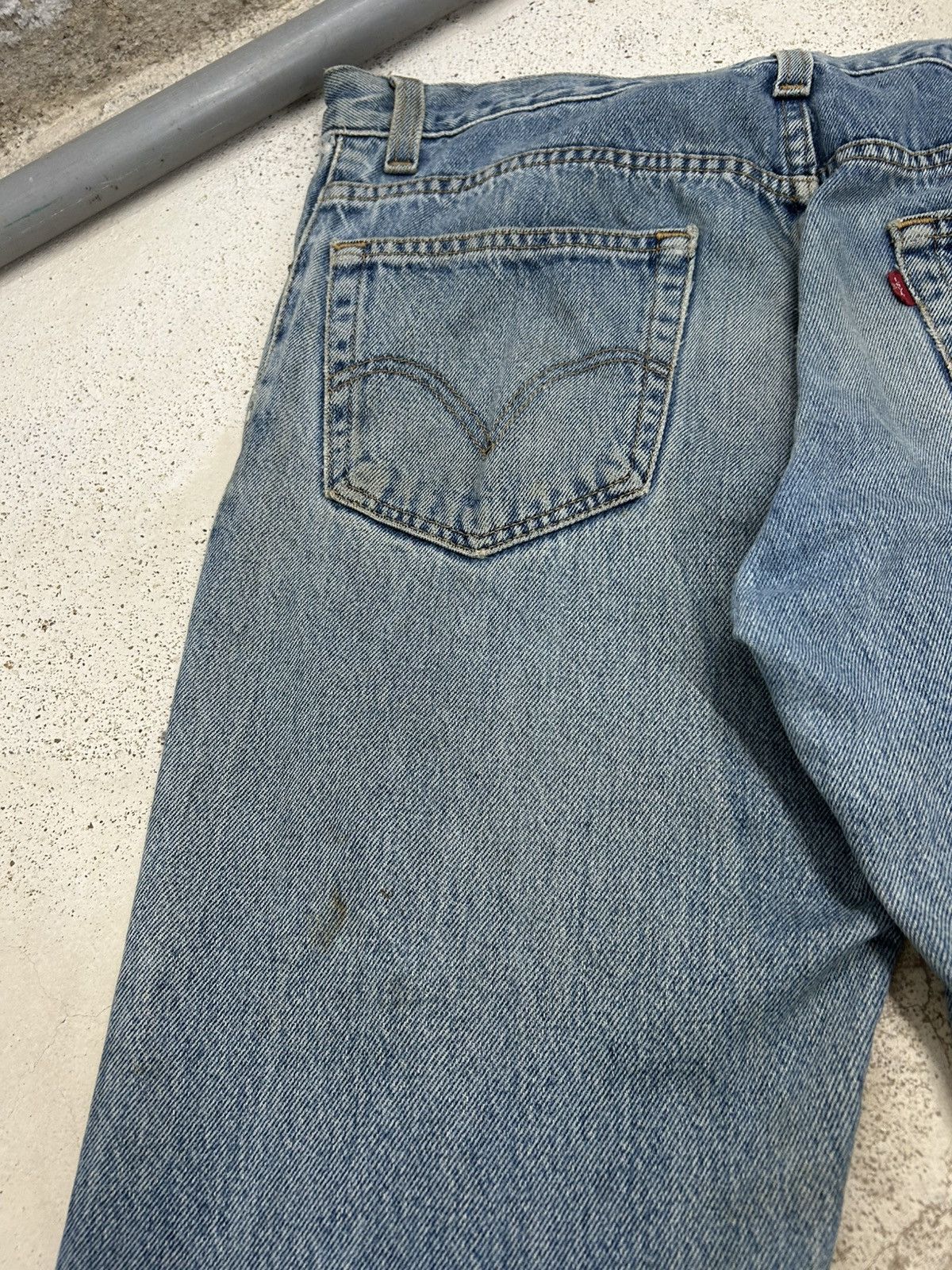 Levi's Vintage Levis 517 Boot Cut Jeans Stonewashed Size US 35 - 16 Thumbnail