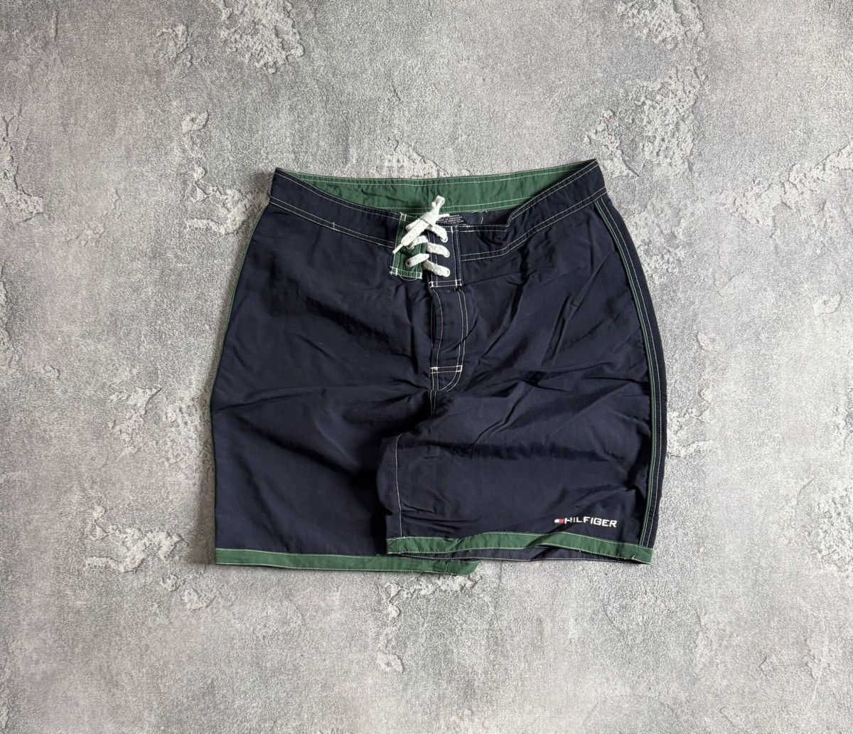 Tommy Hilfiger Tommy Hilfiger L vintage retro summer shorts 🩳 Size US 36 / EU 52 - 1 Thumbnail