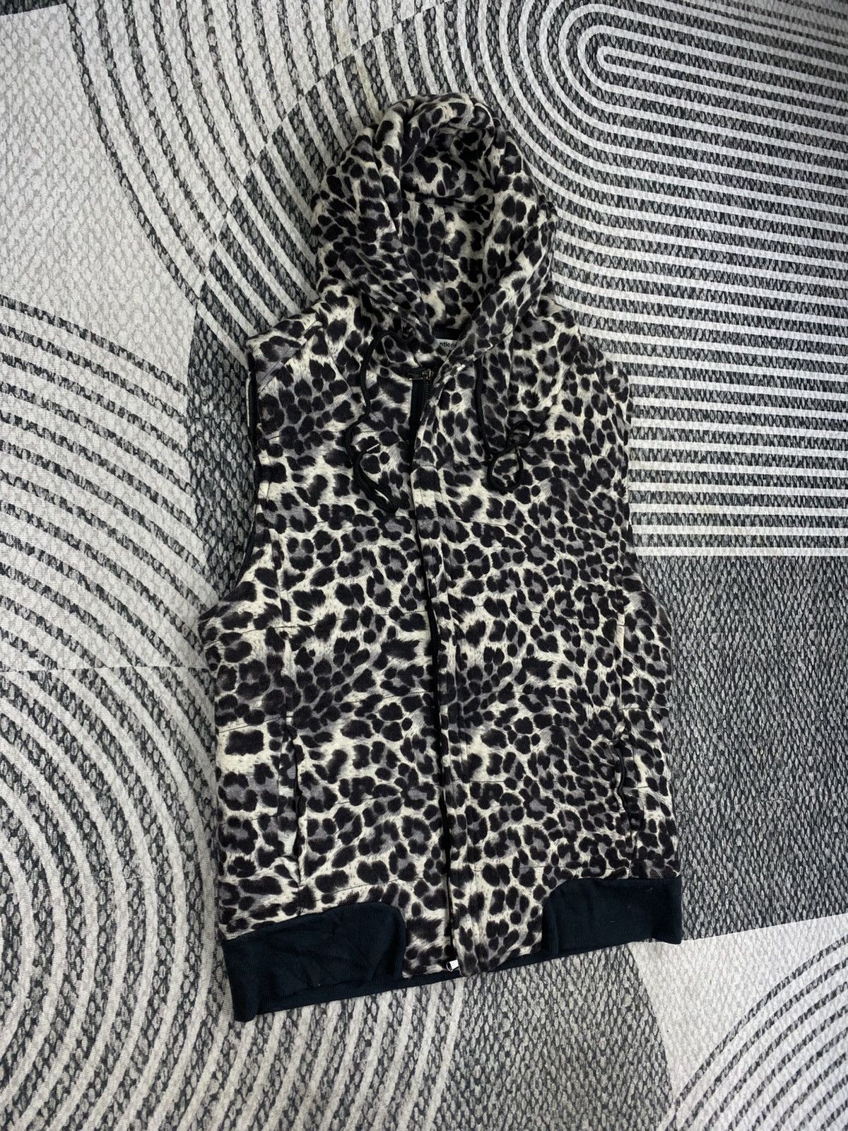 semanticdesign Vtg Semantic Design Leopard Sleeveless Hoodie Vest Jacket Size US M / EU 48-50 / 2 - 3 Thumbnail