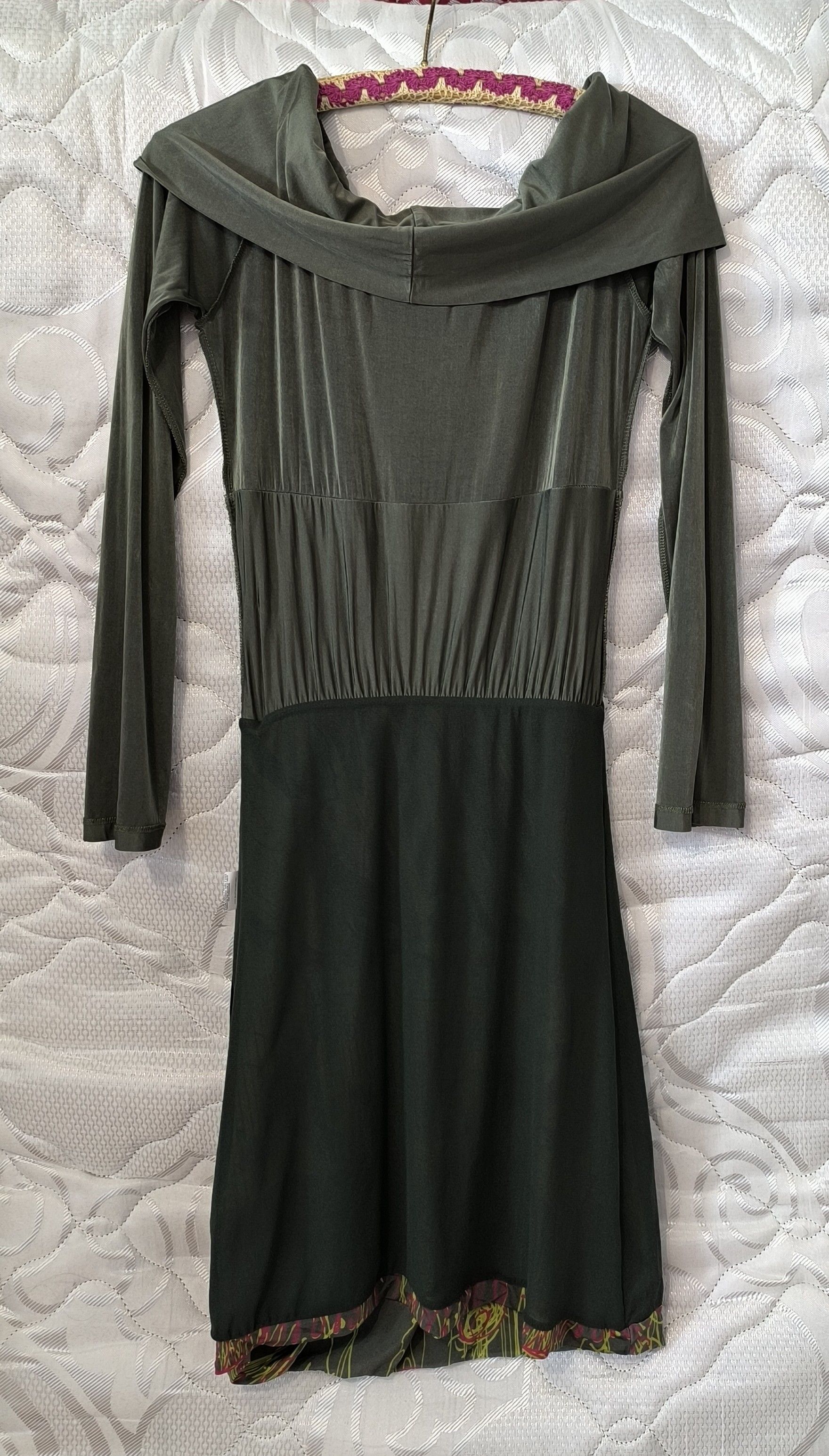 Other Save The Queen Off Shoulder Multicolor Short Dress Size S Size S / US 4 / IT 40 - 14 Thumbnail