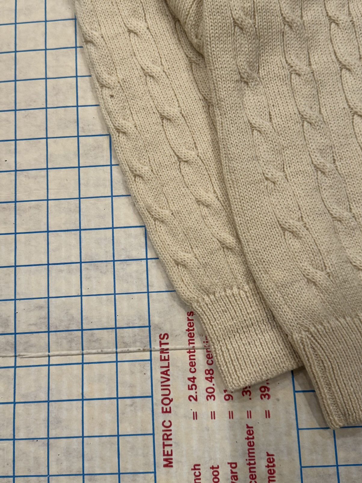 Pendleton Vintage Pendleton Cream Cable Knit V Neck Sweater Mens Large Size US L / EU 52-54 / 3 - 3 Thumbnail