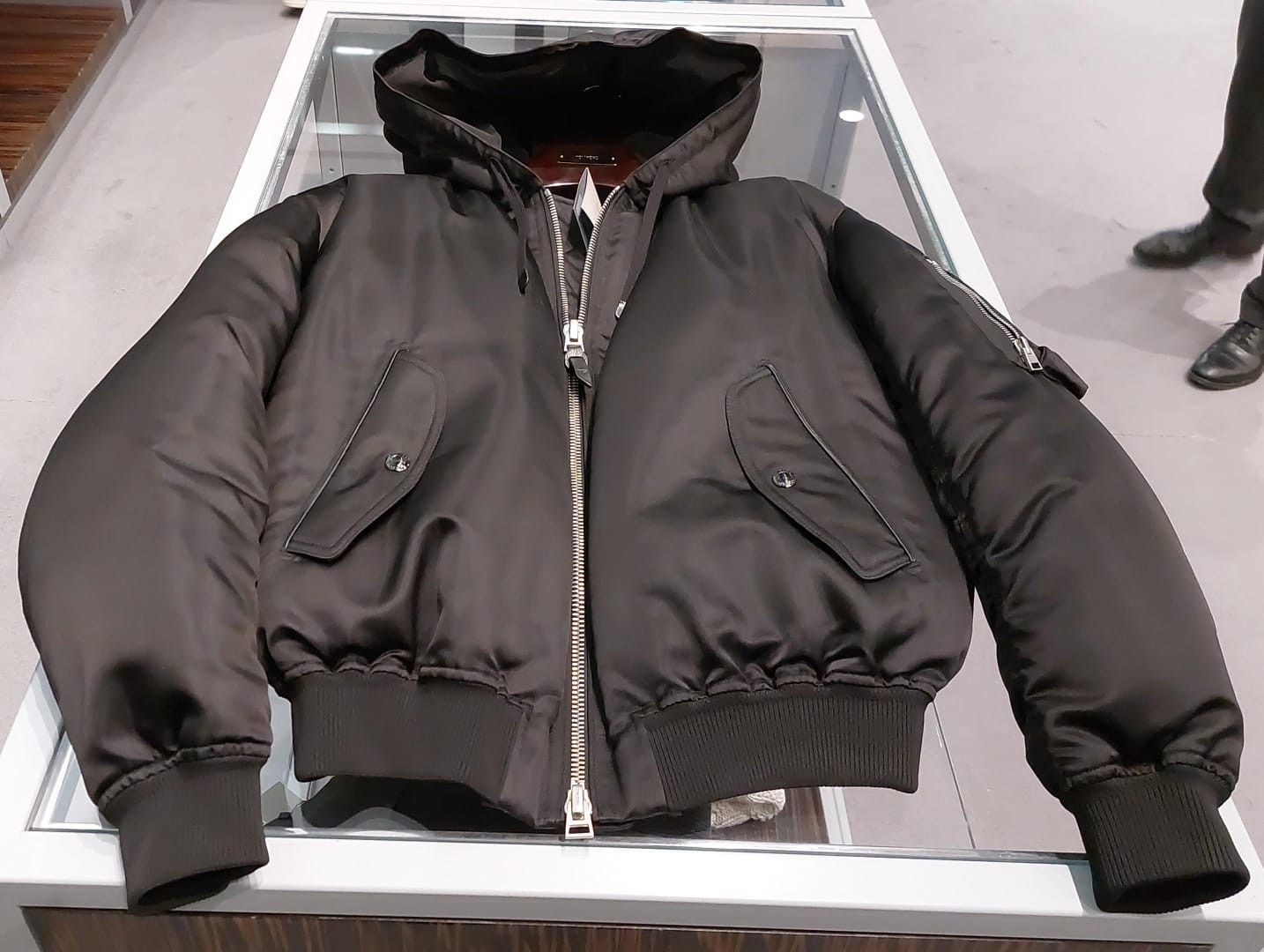 Tom Ford o1loc1c0124 TFO568 Jacket in Black Size US M / EU 48-50 / 2 - 1 Preview