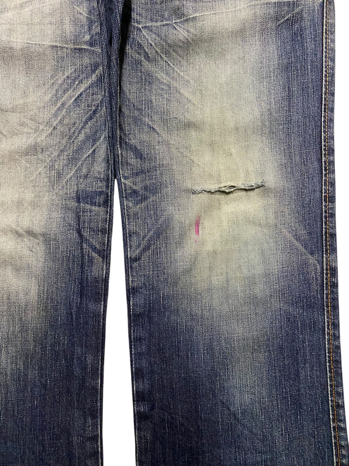Japanese Brand Vintage Edwin Blue Trip Faded Wash Distressed Baggy Jeans Size US 34 / EU 50 - 8 Thumbnail