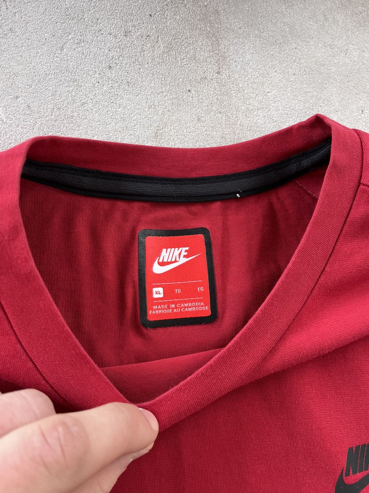 Nike Vintage Nike Tech Fleece Red TShirt Minimalistic blank tee Size US XL / EU 56 / 4 - 12 Thumbnail