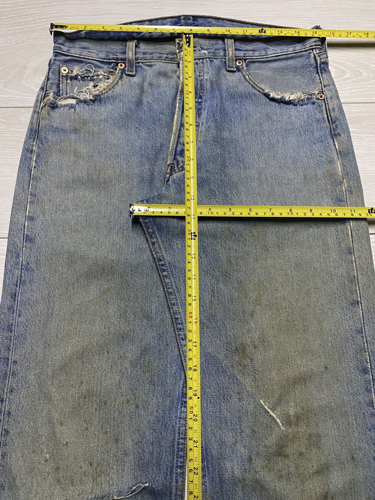 Levi's Vintage Clothing Vintage Levis 501 90s Grunge ButtonFly Distressed Jeans Size US 30 / EU 46 - 16 Thumbnail