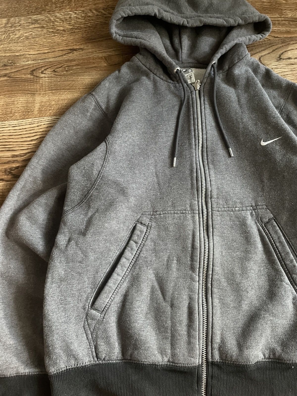 Nike × Vintage ⛩️ Vintage Nike Hoodie Small Logo Faded Basic Oversize Baggy Size US S / EU 44-46 / 1 - 4 Thumbnail