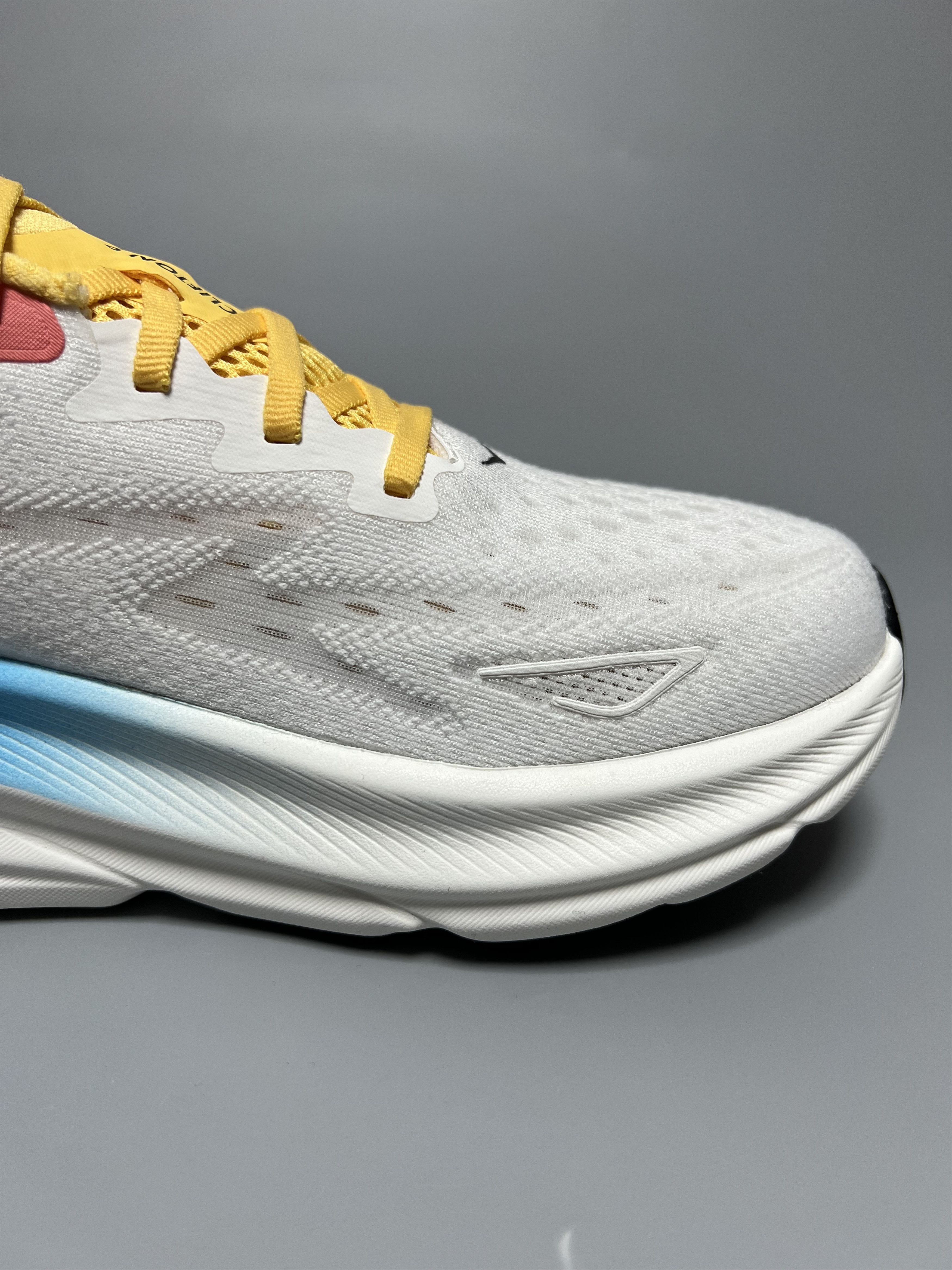 Hoka 9.5B Hoka One One Clifton 9 Running Shoes Walking Gym Size US 9.5 / IT 39.5 - 7 Thumbnail