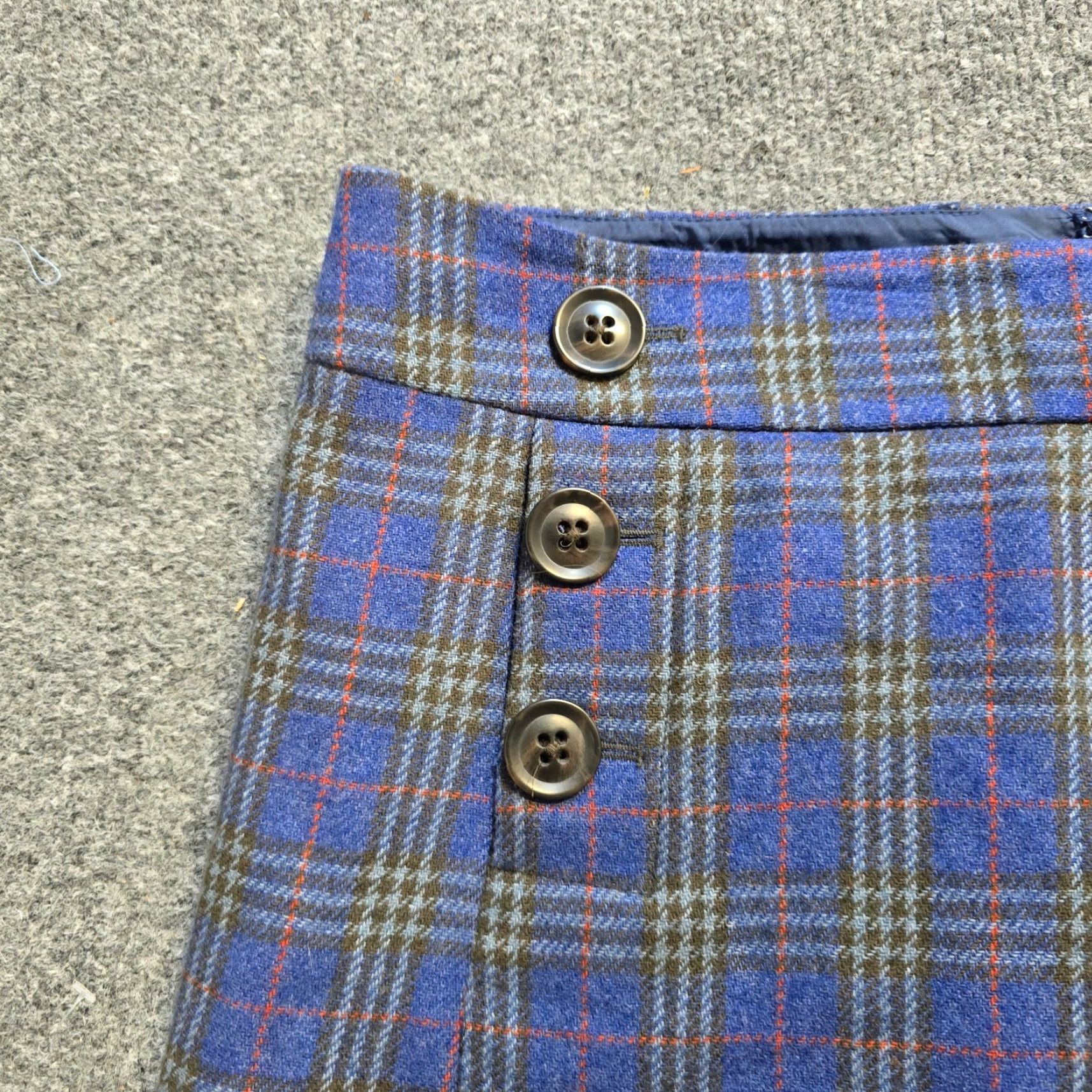 Gap Gap Skirt Women 10 Blue Wool Lined Plaid Button Mini Casual Preppy Size 32" / US 10 / IT 46 - 2 Thumbnail