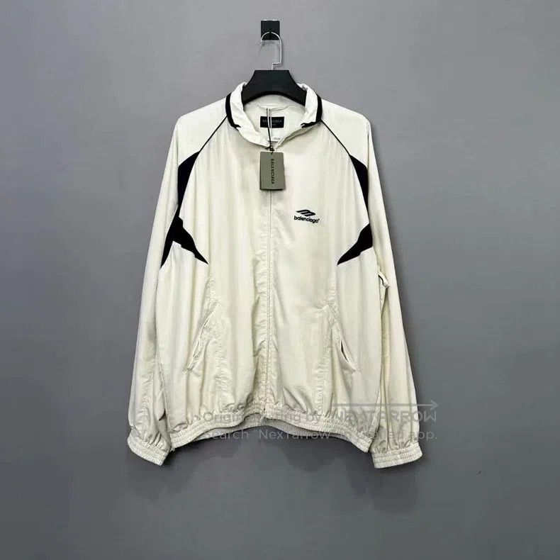 Balenciaga Balenciaga 3B Embroidered Letter Logo Contrasting Zipper J Size US L / EU 52-54 / 3 - 1 Thumbnail