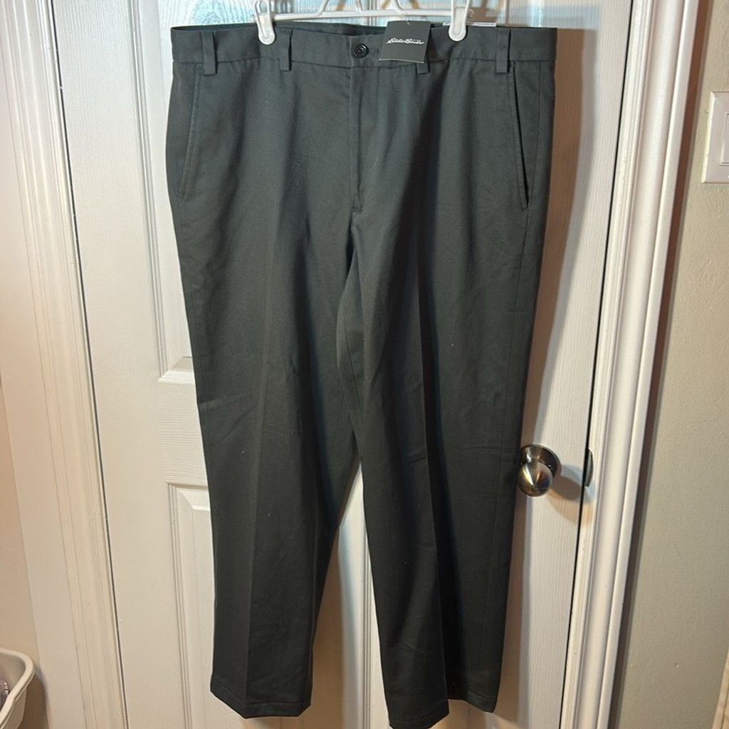 Eddie Bauer Eddie Bauer relaxed straight reg Chino Gray Pants sz 38 NWT Size US 38 / EU 54 - 3 Thumbnail
