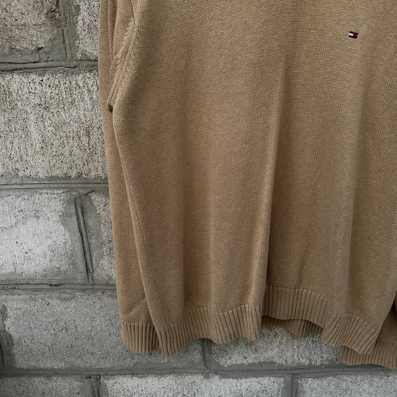 Tommy Hilfiger Vintage Tommy Hilfiger V Neck Sweater Y2K Old Money 00s Size US XL / EU 56 / 4 - 3 Thumbnail