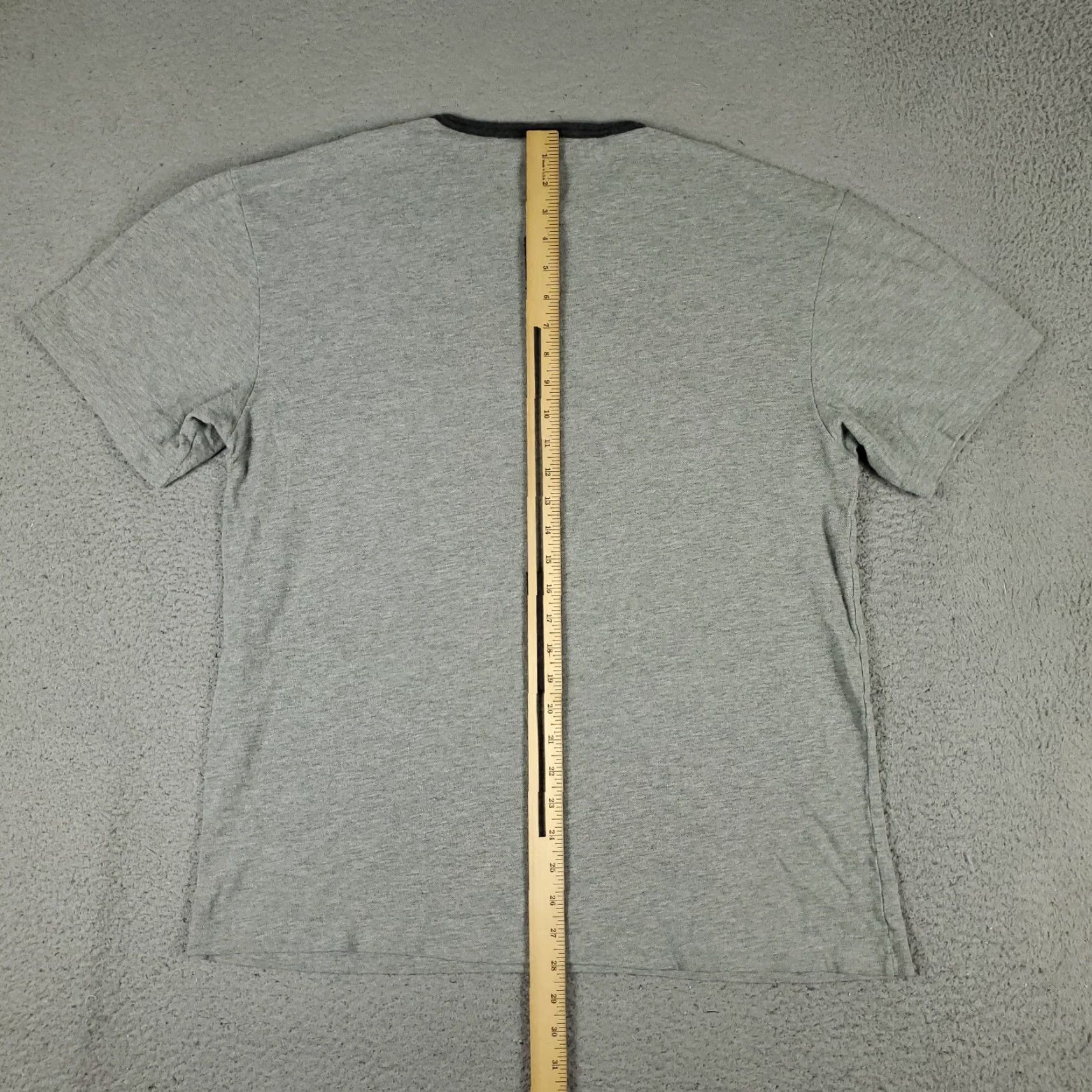 Ralph Lauren Ralph Lauren T Shirt Mens XL Gray Pony Casual Short Sleeve Shirt Mens gray Ralph Lauren Pony Logo Classic American Sports Shirt XL Mens Size US XL / EU 56 / 4 - 4 Thumbnail