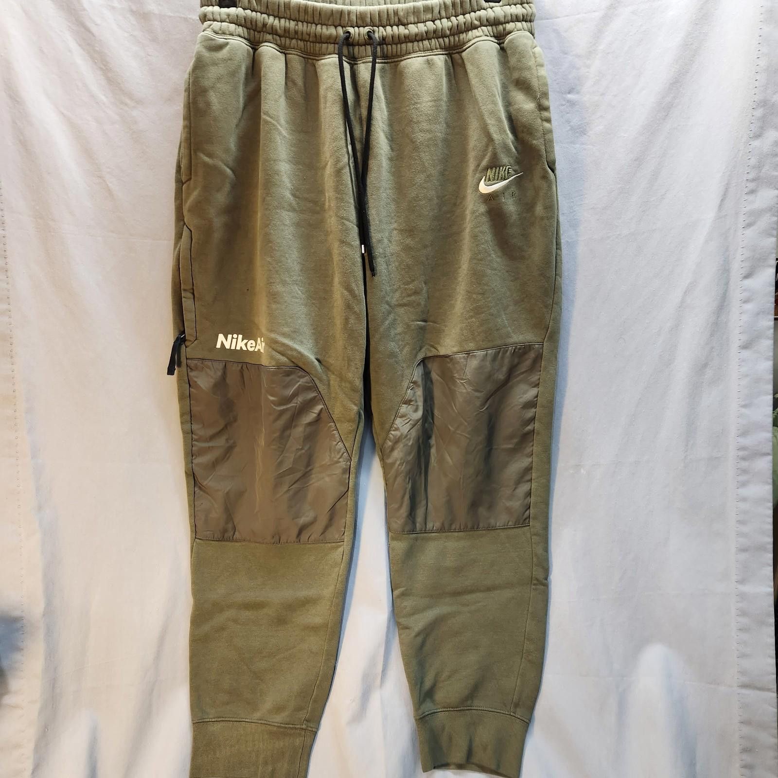 Nike Nike Air Tech Fleece Jogger Sweatpants Olive Green Size XL Size US 36 / EU 52 - 1 Thumbnail