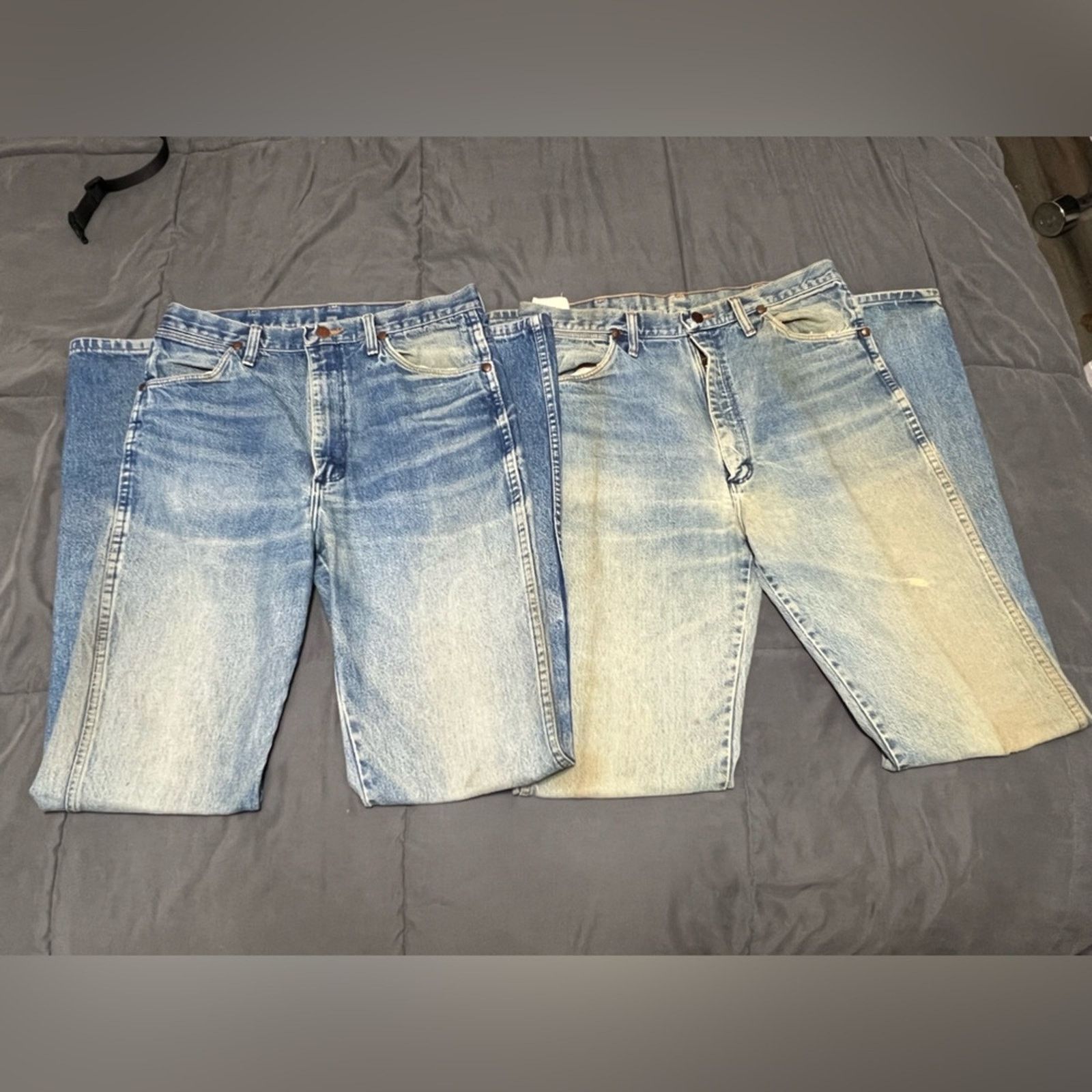 Wrangler Vintage Wrangler Jeans Mens 35x38 LOT Blue USA MEXICO 90s Size US 35 - 1 Thumbnail