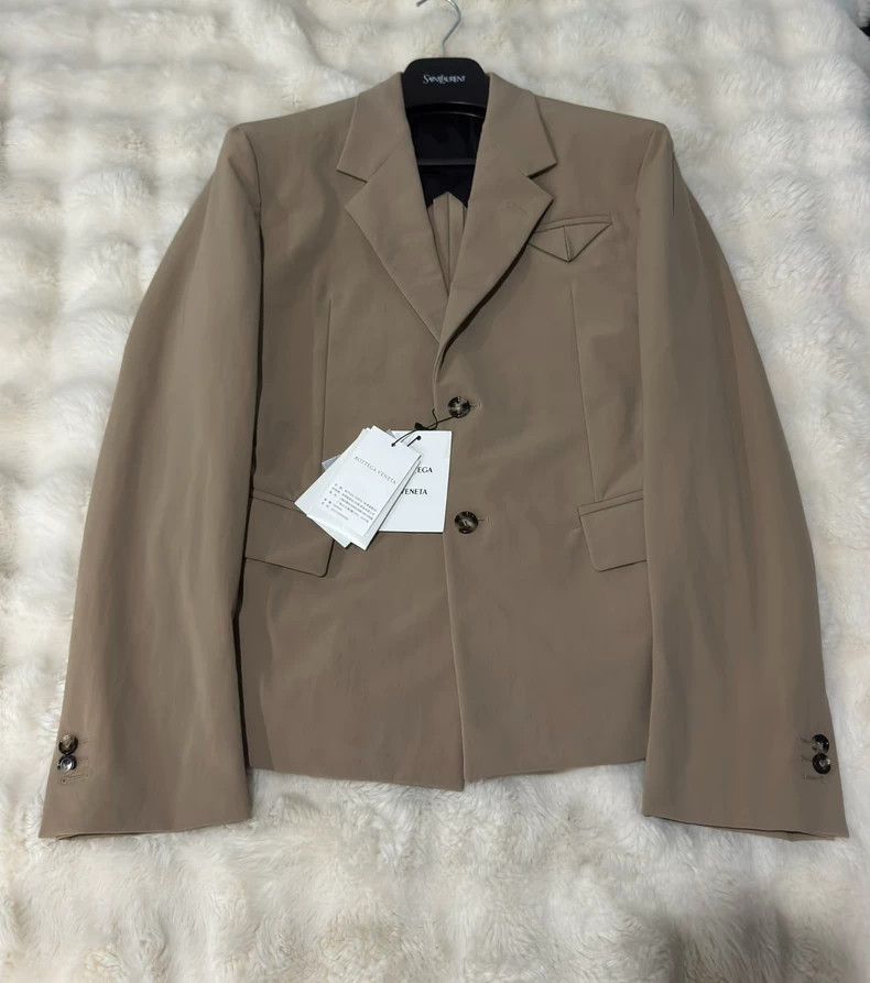 Bottega Veneta Men's Triangle Logo Blazer - dmc