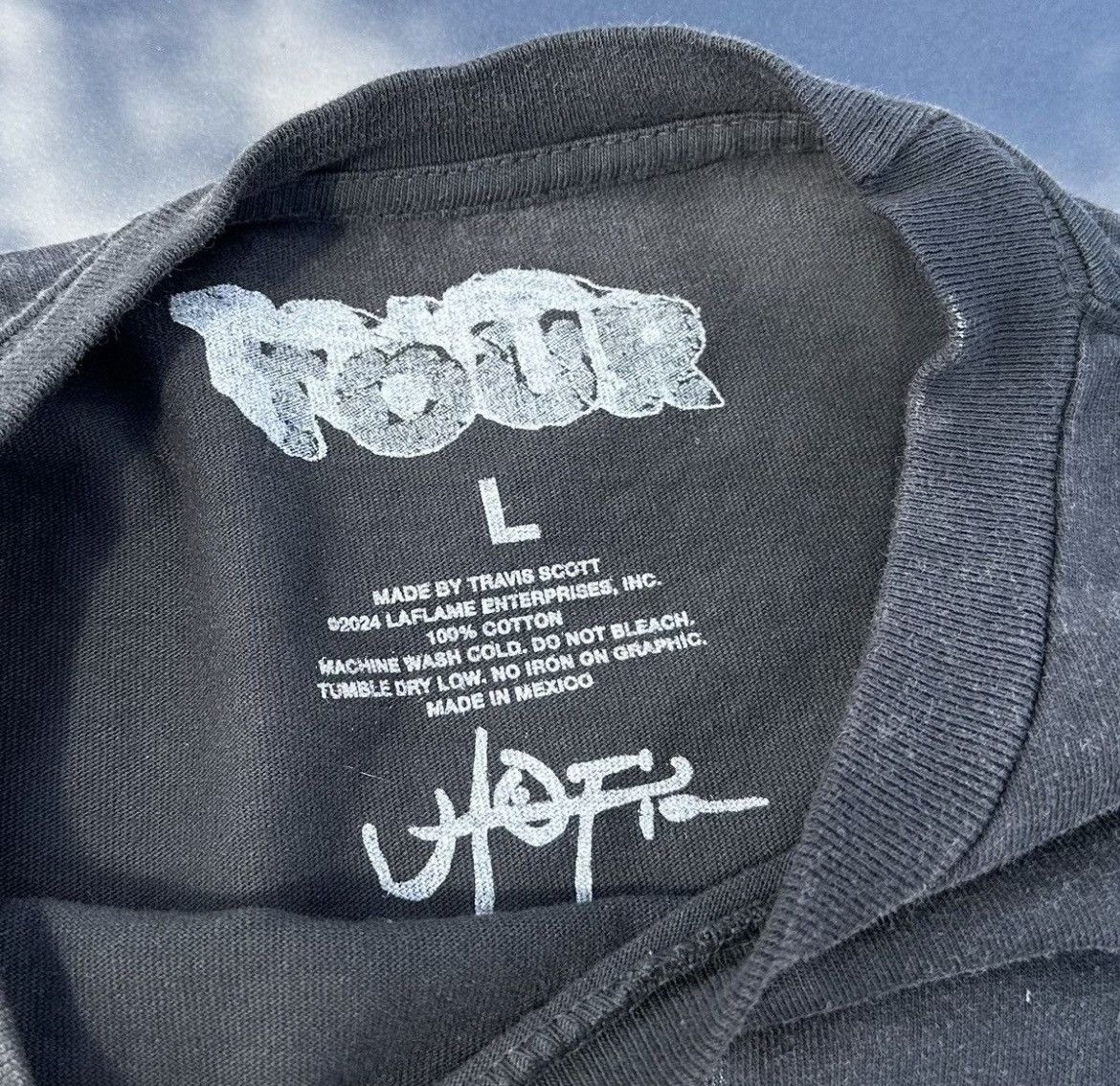 Travis Scott METLIFE EXCLUSIVE Size US L / EU 52-54 / 3 - 1 Thumbnail