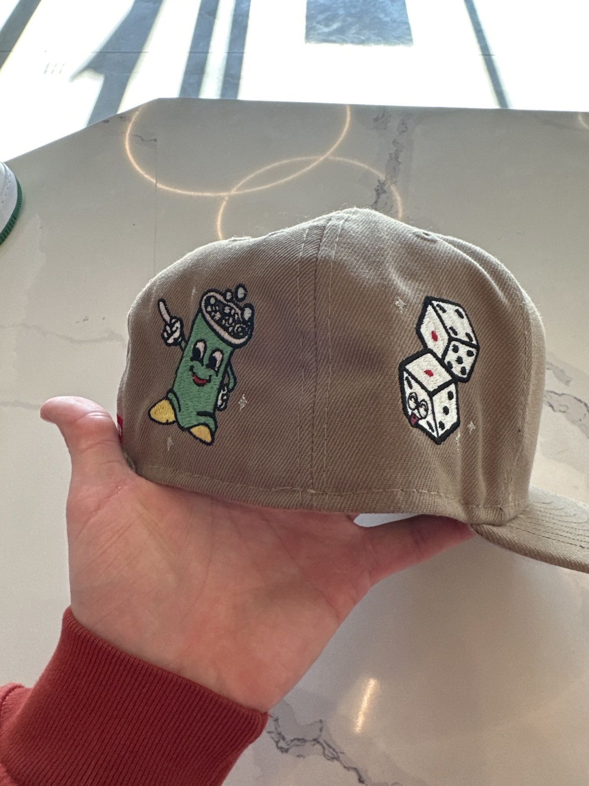 Supreme Supreme Characters Fitted Beige Size ONE SIZE - 2 Thumbnail