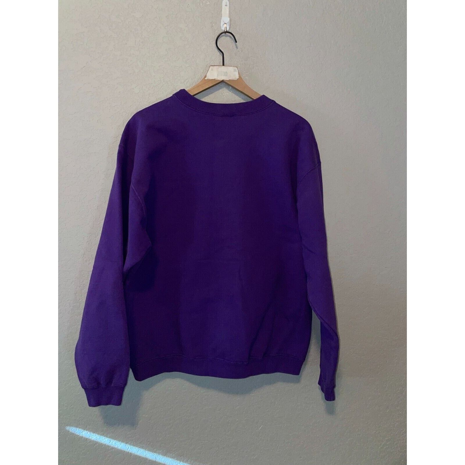 Vintage Vintage Northern Iowa University Sweatshirt Crewneck 90s L Size US L / EU 52-54 / 3 - 9 Thumbnail
