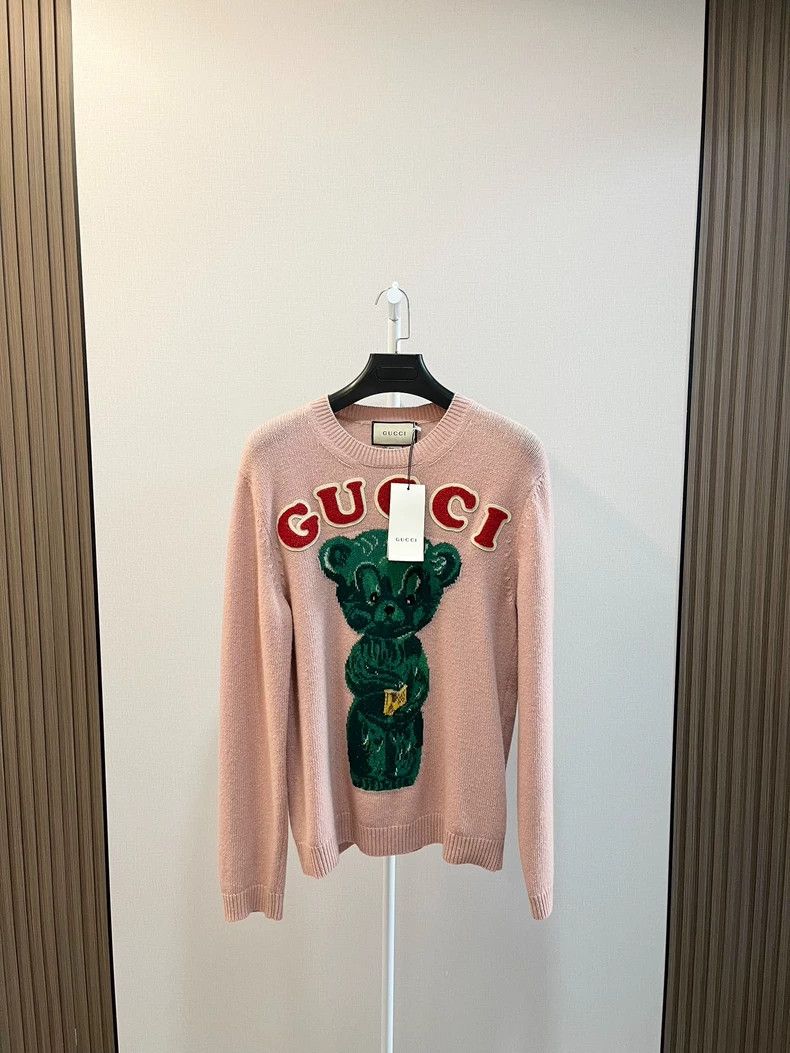 Gucci Gucci Pink bear wool sweater 2502-Nextarrow Size US M / EU 48-50 / 2 - 1 Thumbnail