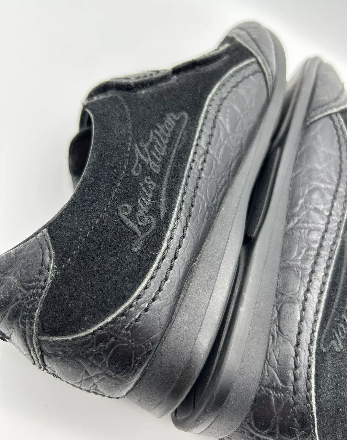 Louis Vuitton Louis Vuitton Sneakers Women Black Leather suede closure 36 Size US 5 / IT 35 - 12 Thumbnail