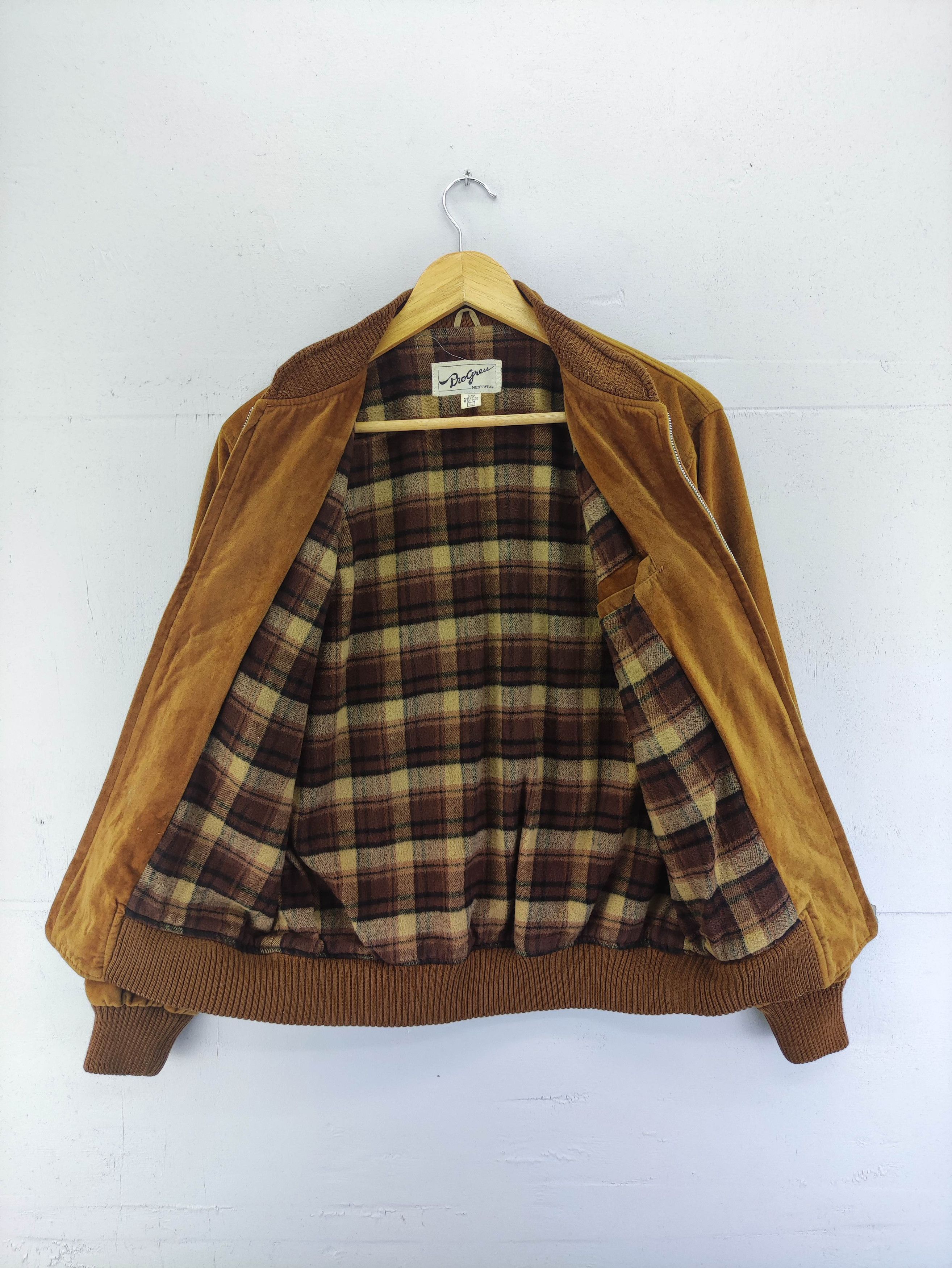 Japanese Brand Vintage Pro Green Velvet Japanese Brand Zipper Jacket Size US M / EU 48-50 / 2 - 3 Thumbnail