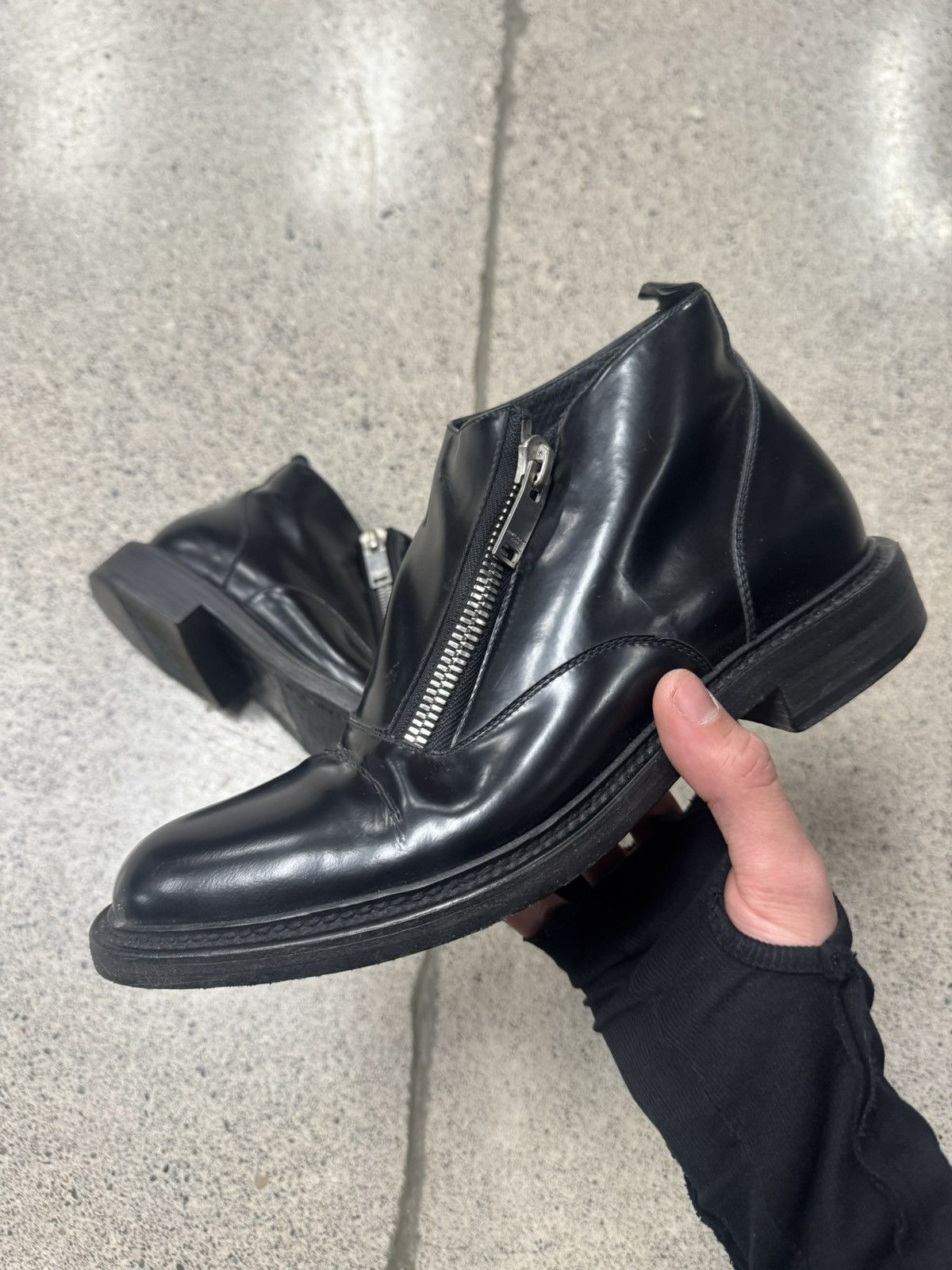 Saint Laurent Paris Saint Laurent Arsun Zipped Boots Patent