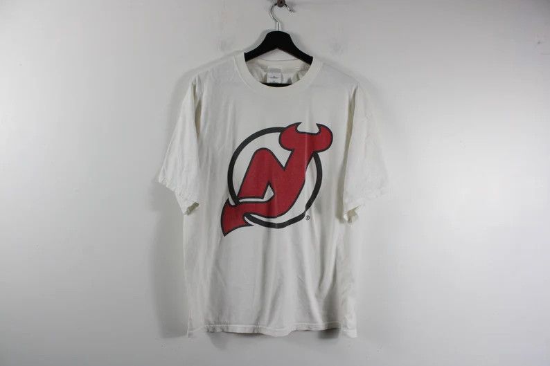 Vintage New-Jersey-Devils T-Shirt / Vintage NHL Tee Sports Uniform ...