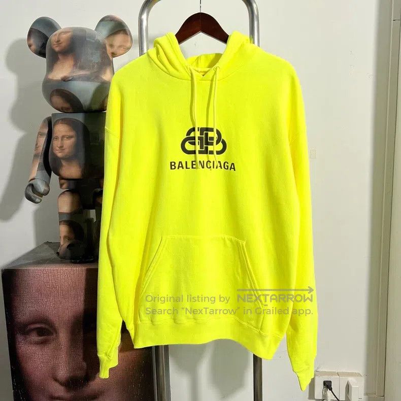 Balenciaga Balenciaga Buckle Hoodie Size US S / EU 44-46 / 1 - 1 Thumbnail