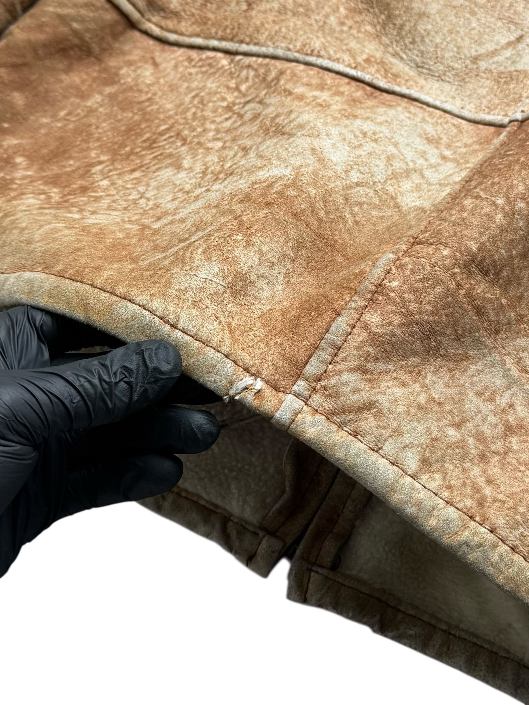 Vintage Y2K Faded Real Sheepskin Coat(V363) Size US M / EU 48-50 / 2 - 16 Thumbnail