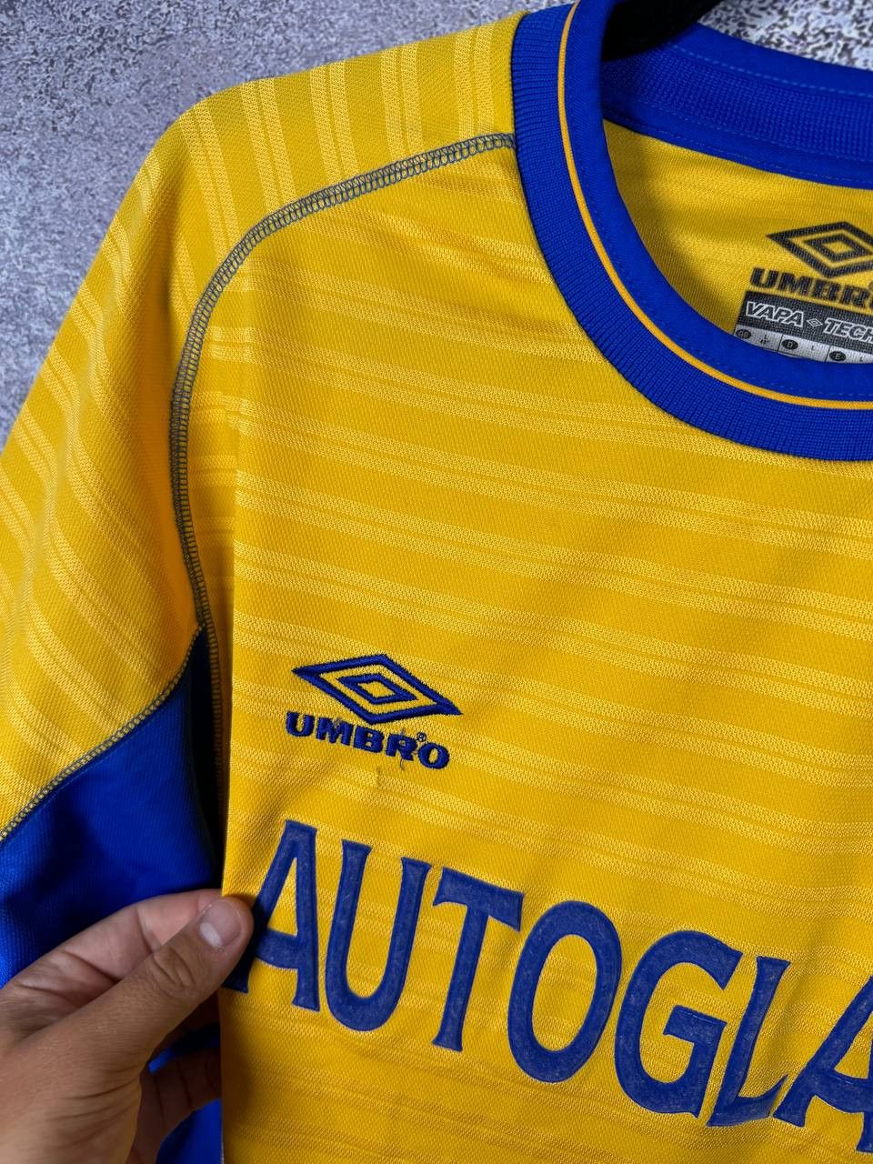 Umbro Vintage Chelsea 2000/02 Umbro Third Soccer Jersey Large Size US L / EU 52-54 / 3 - 9 Thumbnail