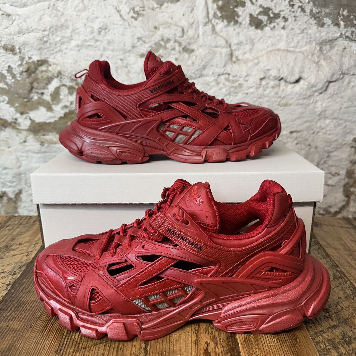 Balenciaga Balenciaga Track 2 All Red Low Top Sneaker Size 9  display picture 3
