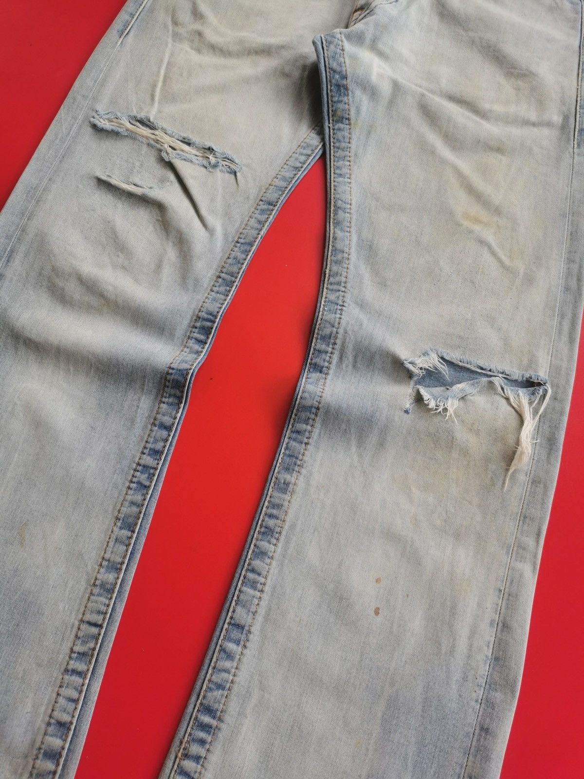 Replay Thrashed Vintage Replay Distressed Embroidery Jeans Size US 32 / EU 48 - 7 Thumbnail