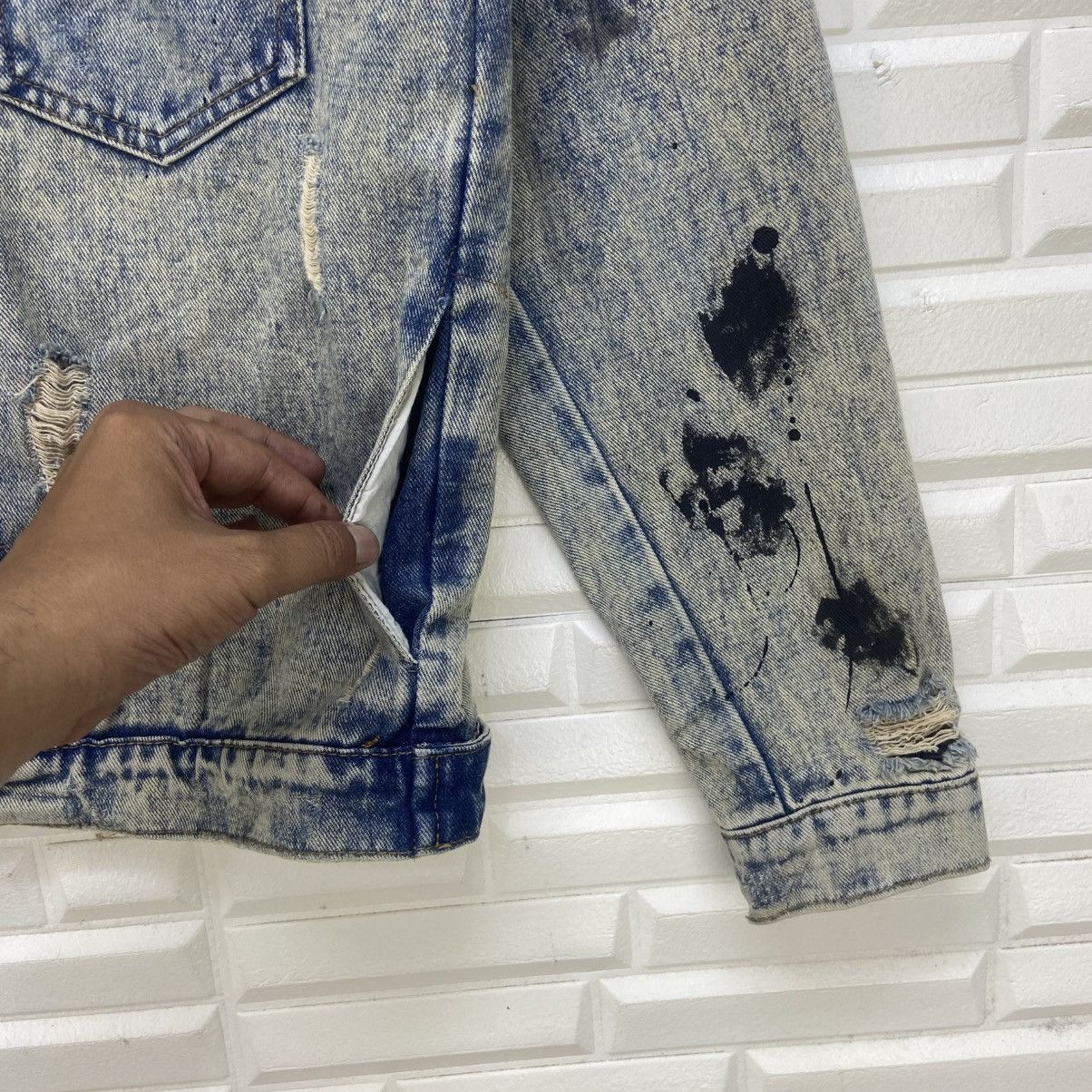 Japanese Brand Japanese Brand Distressed Denim Paint Splatter Denim Jacket Size US M / EU 48-50 / 2 - 7 Thumbnail