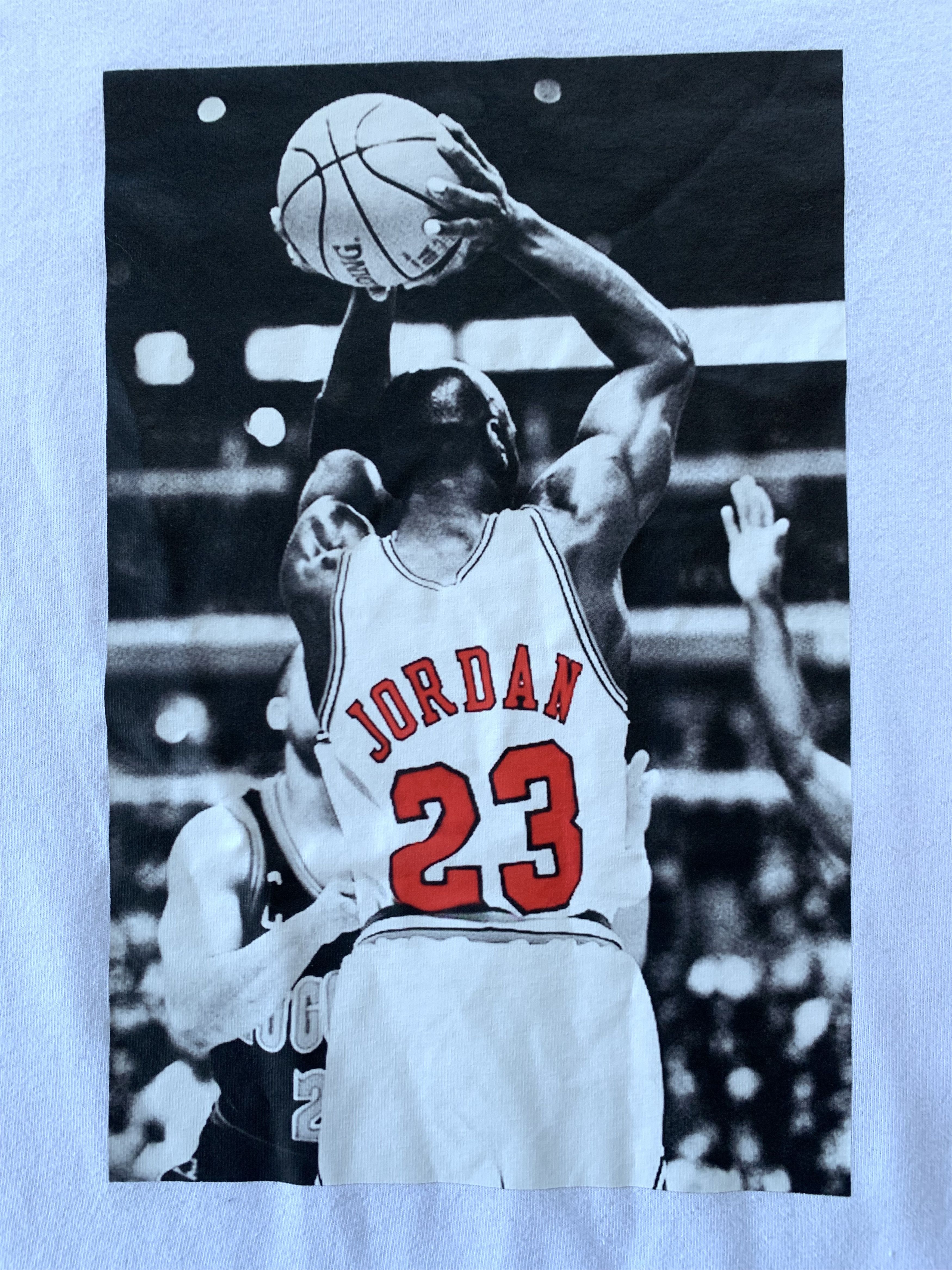 Gildan × NBA × Vintage Vintage Michael Jordan Chicago Bulls Big Print T-Shirt Size US L / EU 52-54 / 3 - 6 Thumbnail
