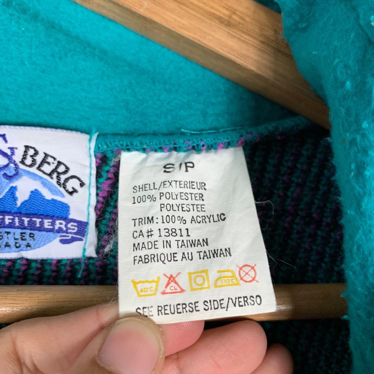 Berg & Berg Berg & Berg Whistler Canada Half Button Fleece #1410-C64 Size US S / EU 44-46 / 1 - 15 Thumbnail