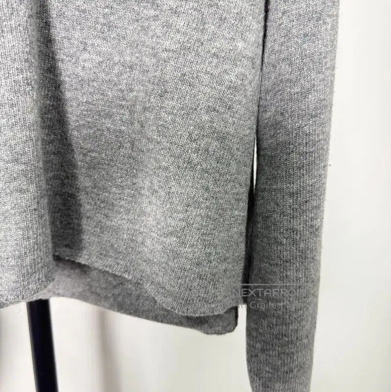 Miu Miu Miu Miu Gray Wool Cropped Sweater . Size L / US 10 / IT 46 - 6 Thumbnail