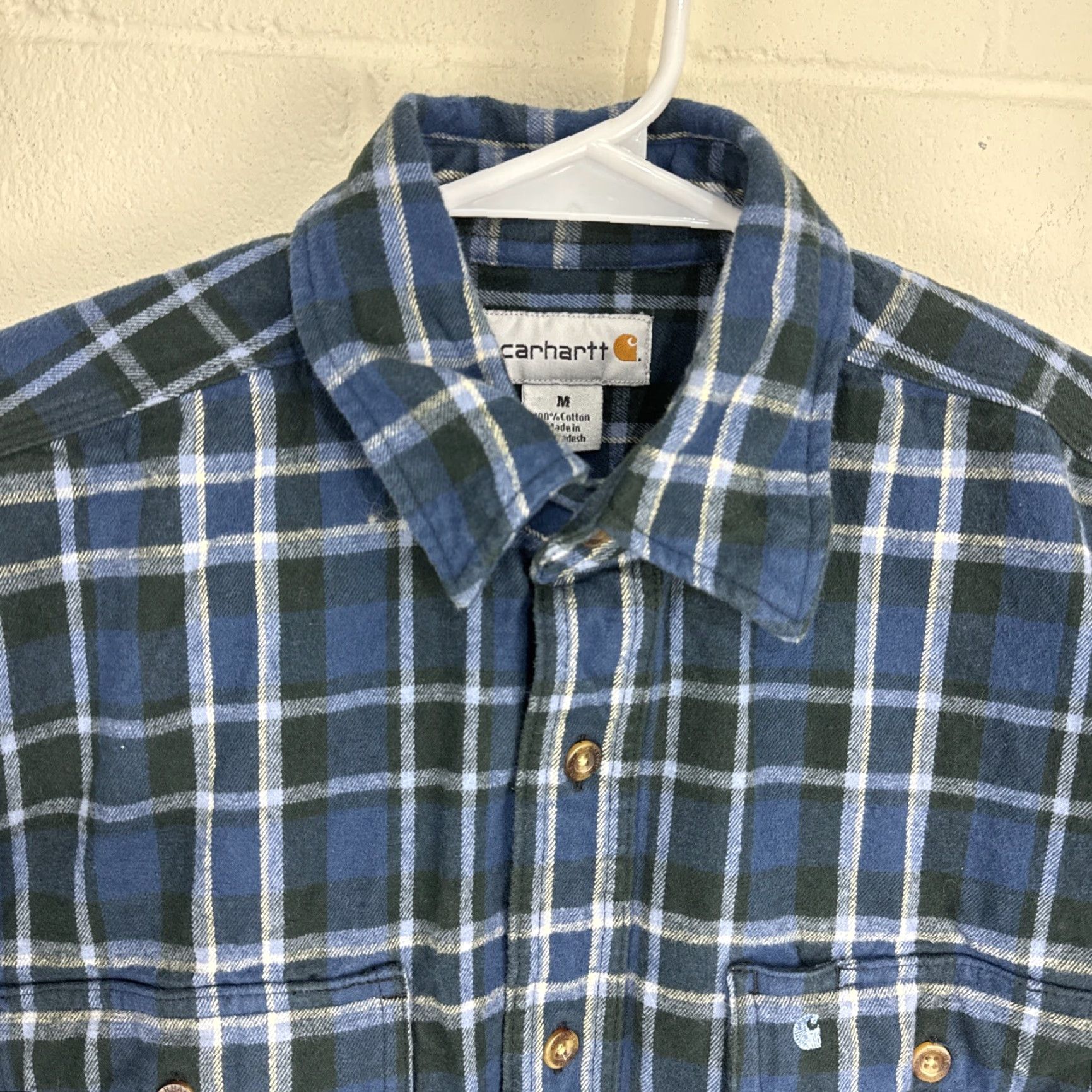 Carhartt Carhartt Shirt Mens Medium Blue Plaid Flannel Button-Up Pocketed 100122 Relaxed Fit Vintage-Inspired 90s Grunge Hip Hop Outdoor Workwear Size US M / EU 48-50 / 2 - 3 Thumbnail