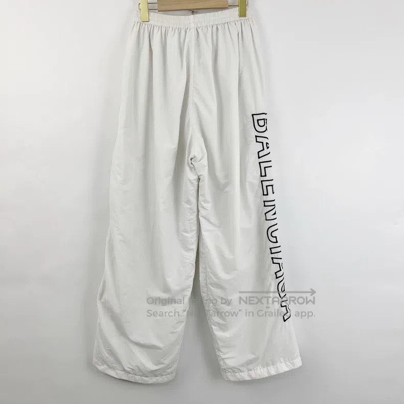 Other Balenciaga size M White Large Logo Embroidered Nylon Sport Size US 27 - 2 Thumbnail